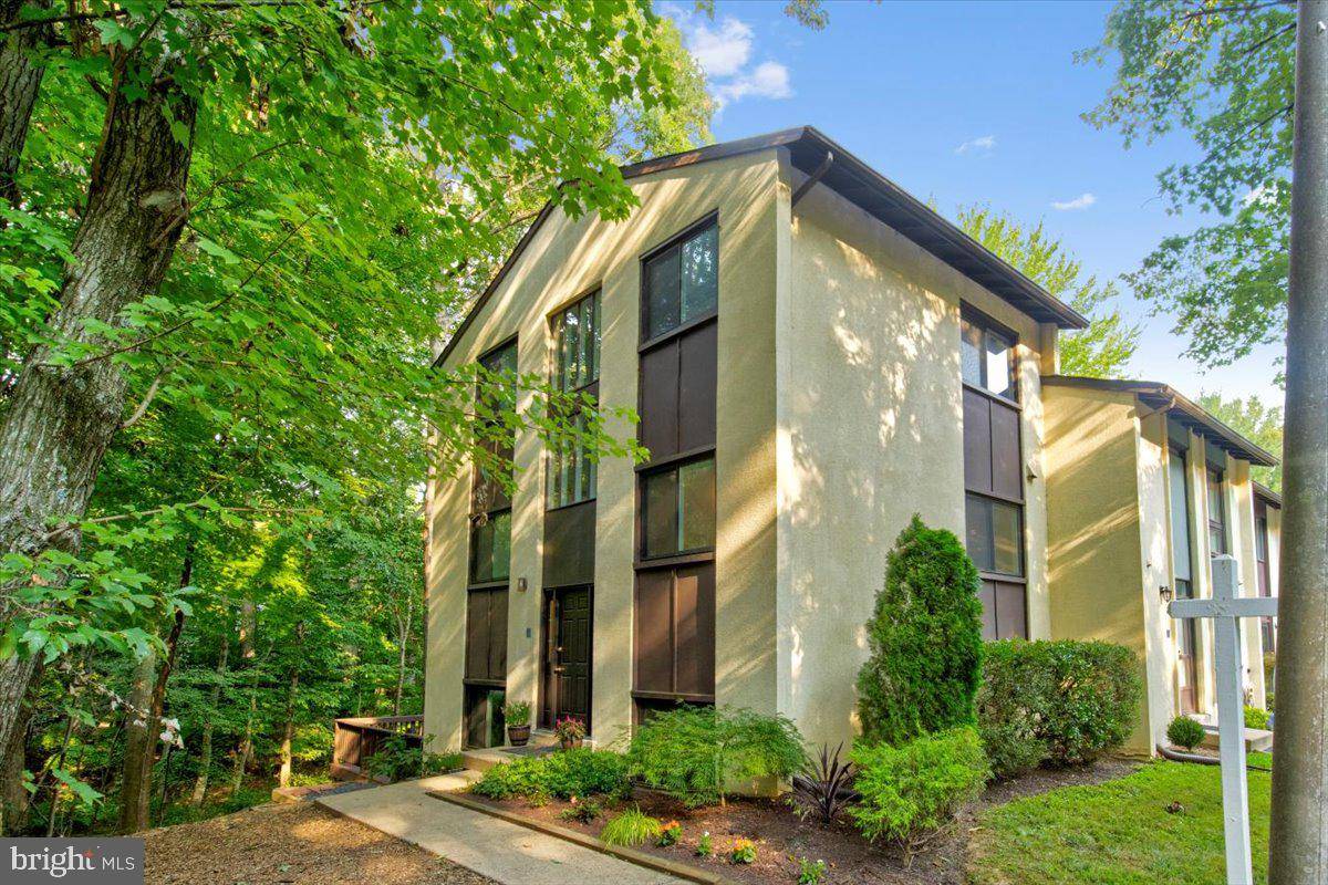 Reston, VA 20191,11865 BARREL COOPER CT