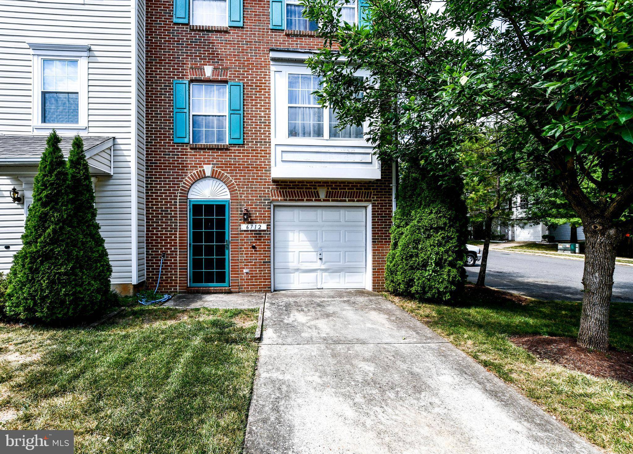 District Heights, MD 20747,6712 DARKWOOD CT