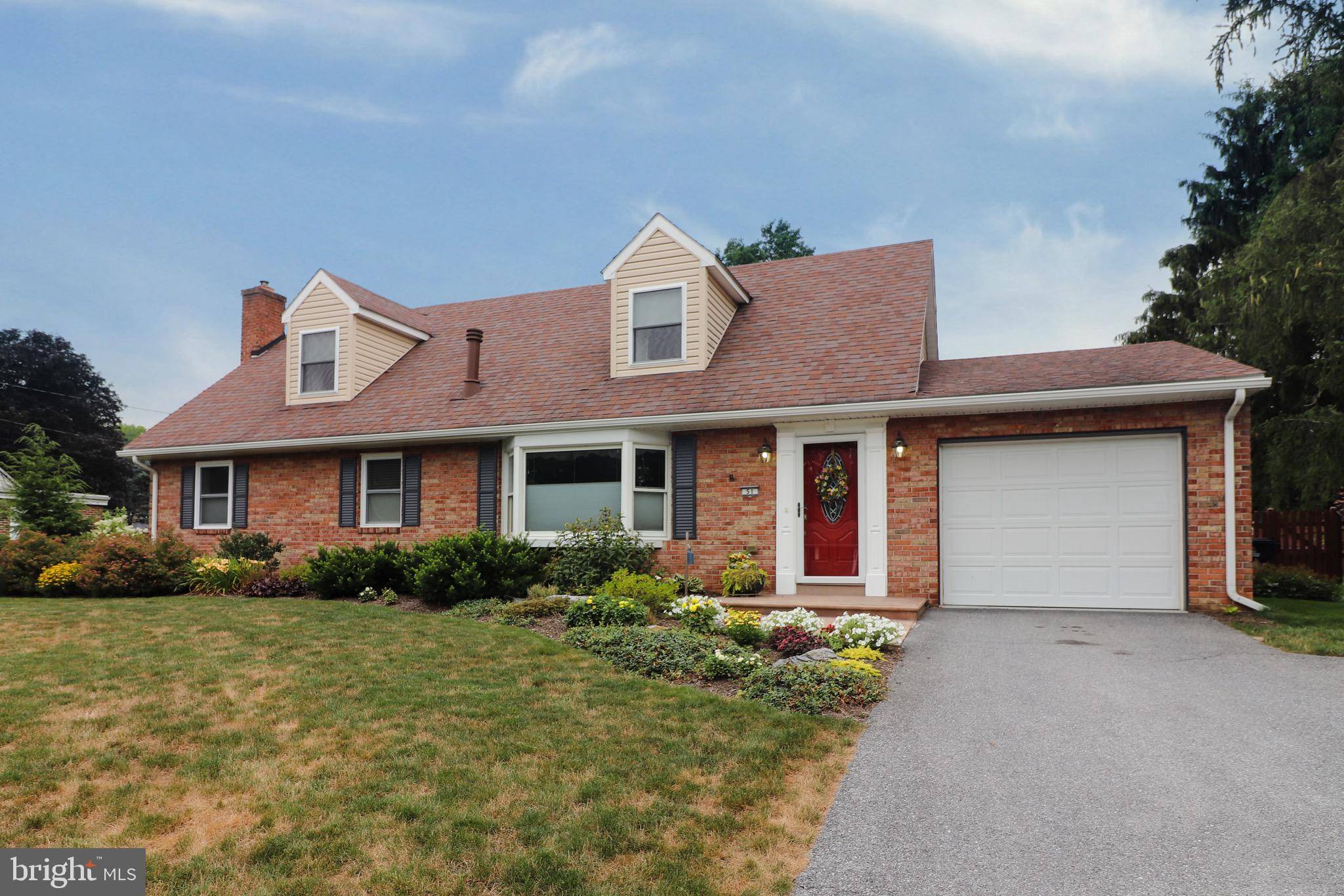 Brownstown, PA 17508,51 WALNUT DR