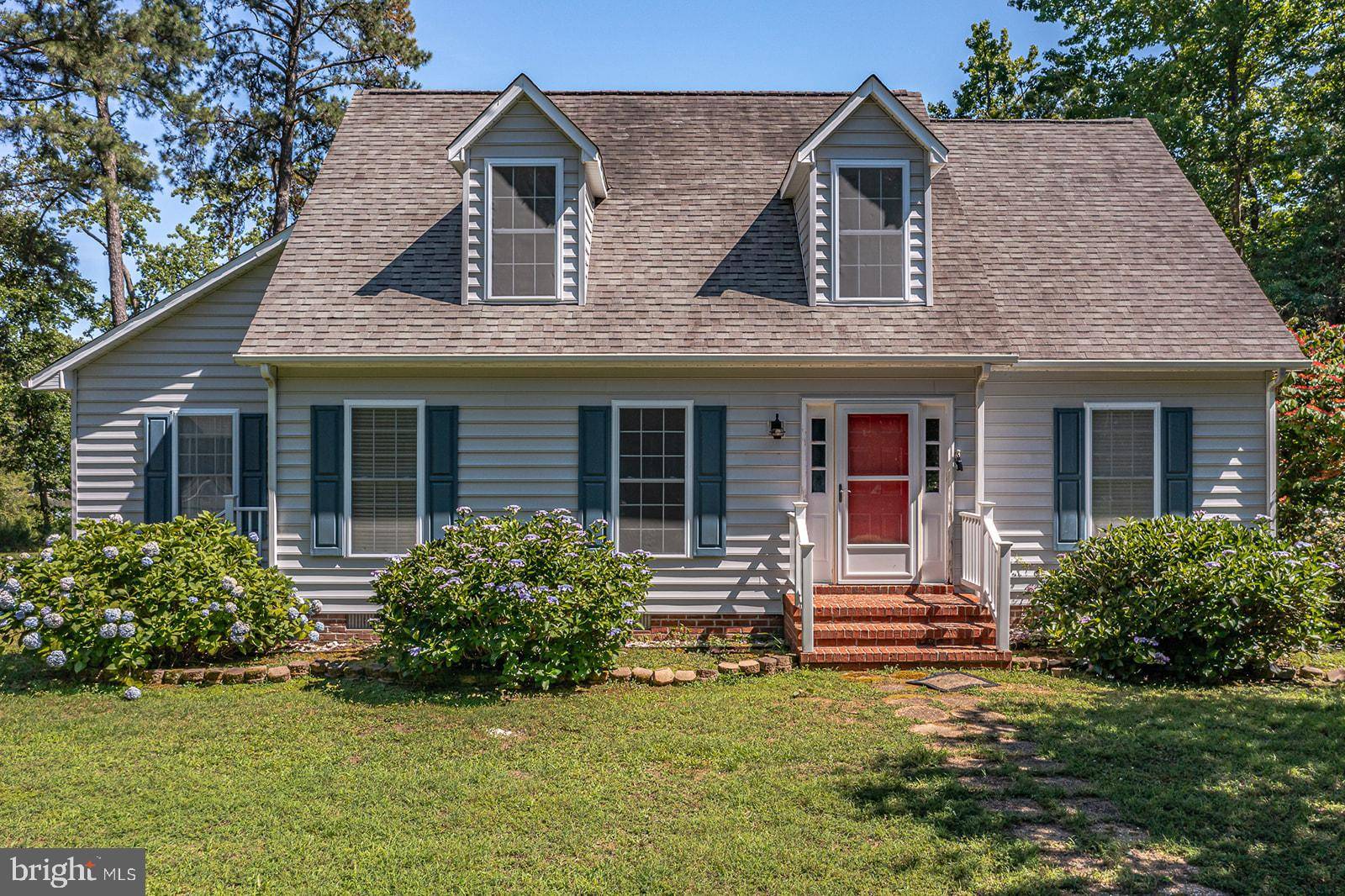 Reedville, VA 22539,143 HOLLY GROVE LN