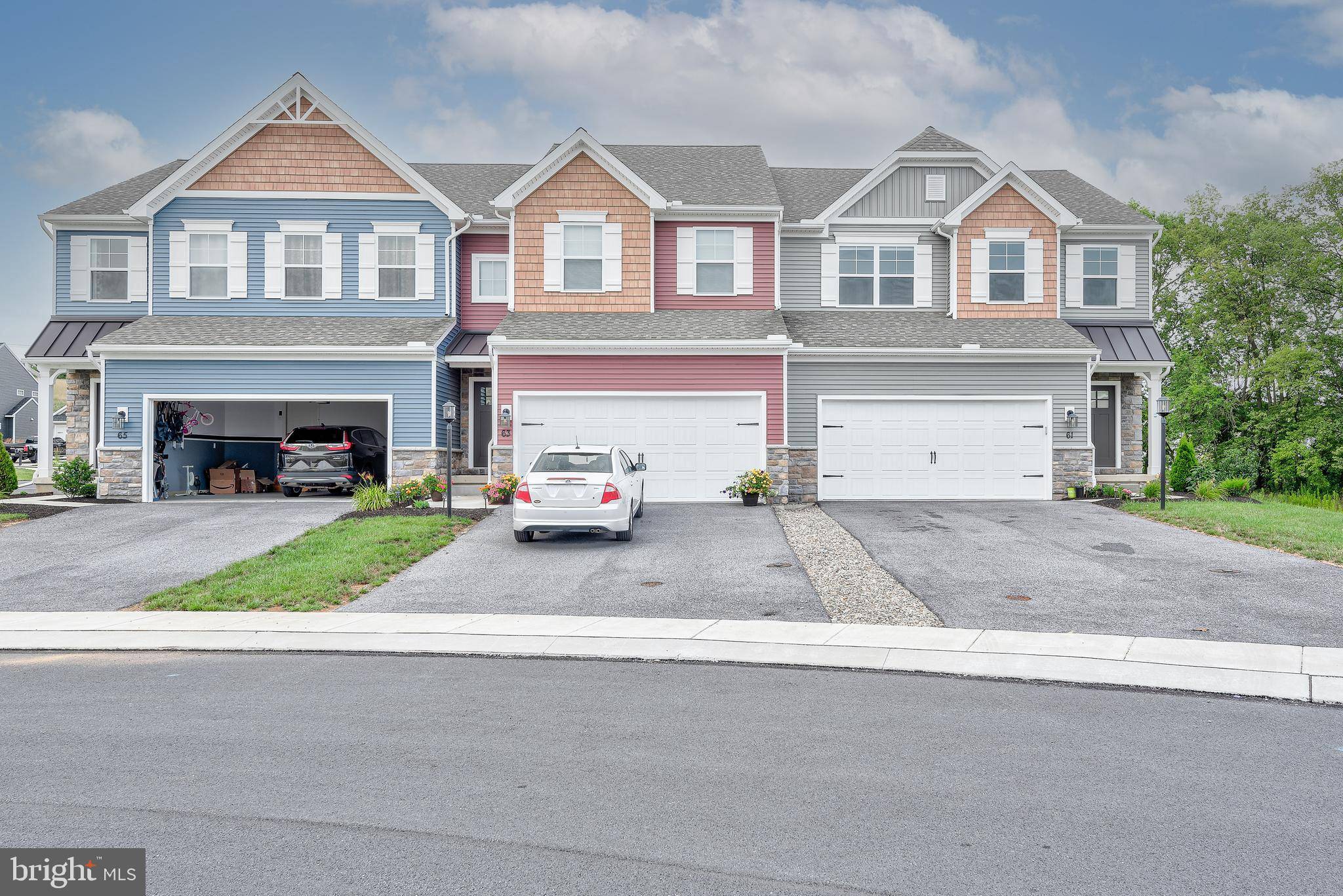 Mechanicsburg, PA 17050,61 SIMON CT