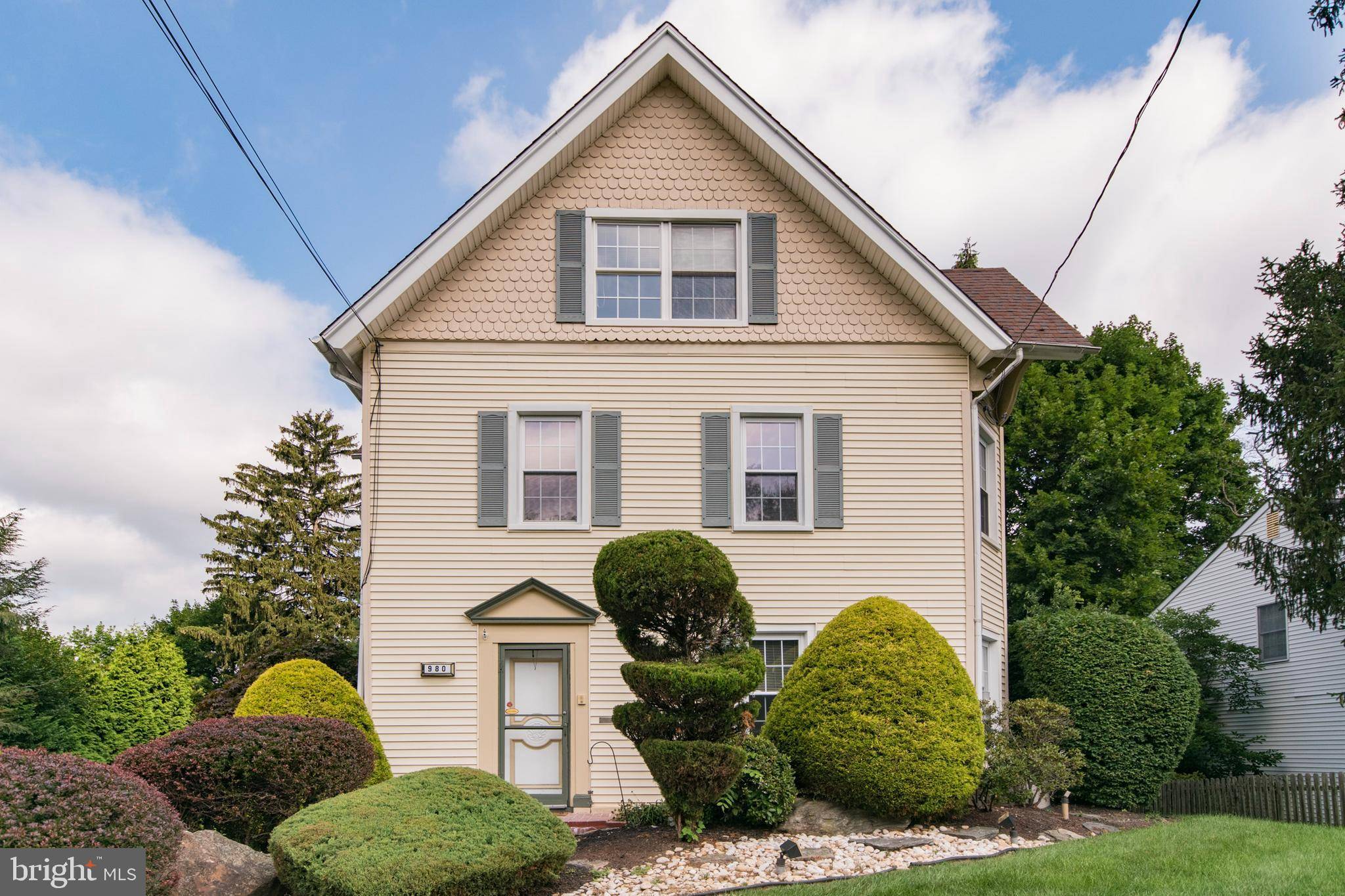 Jenkintown, PA 19046,980 RYDAL RD