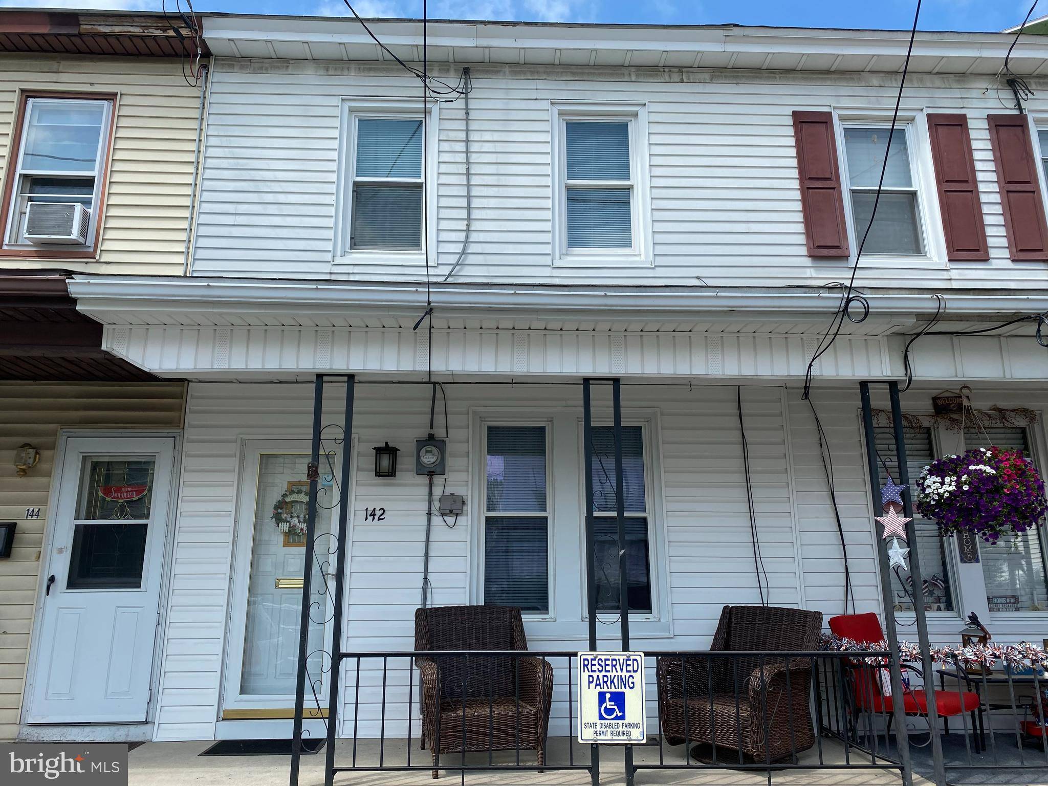 Saint Clair, PA 17970,142 S NICHOLS ST