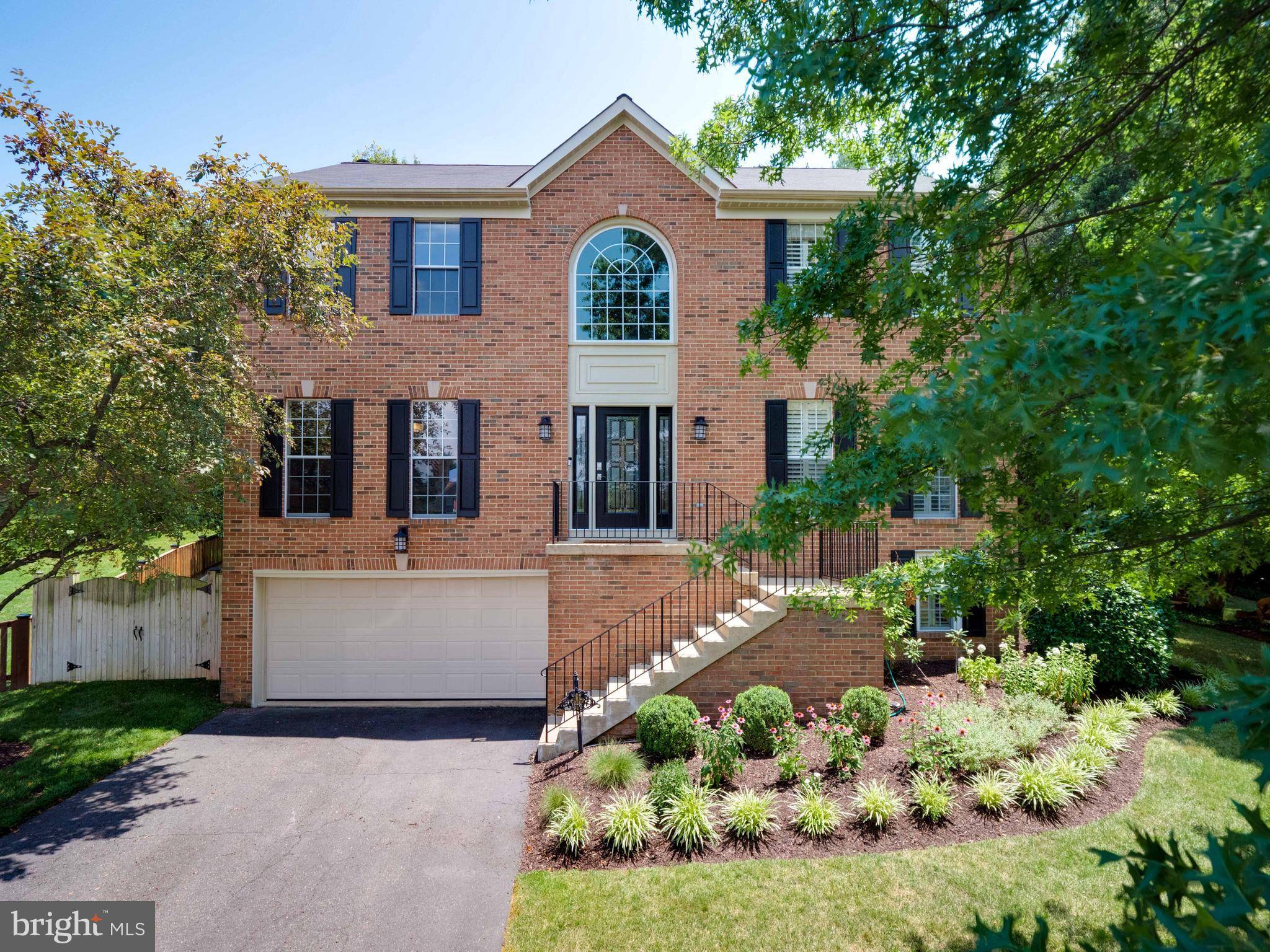 Alexandria, VA 22310,6103 BAYLISS KNOLL CT