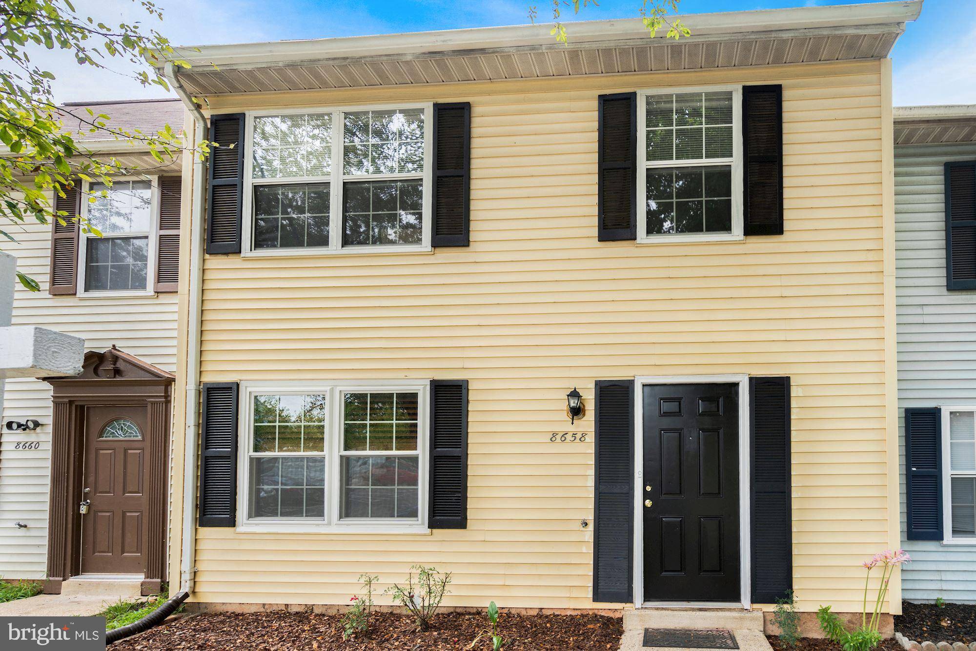 Manassas Park, VA 20111,8658 WOODHUE CT