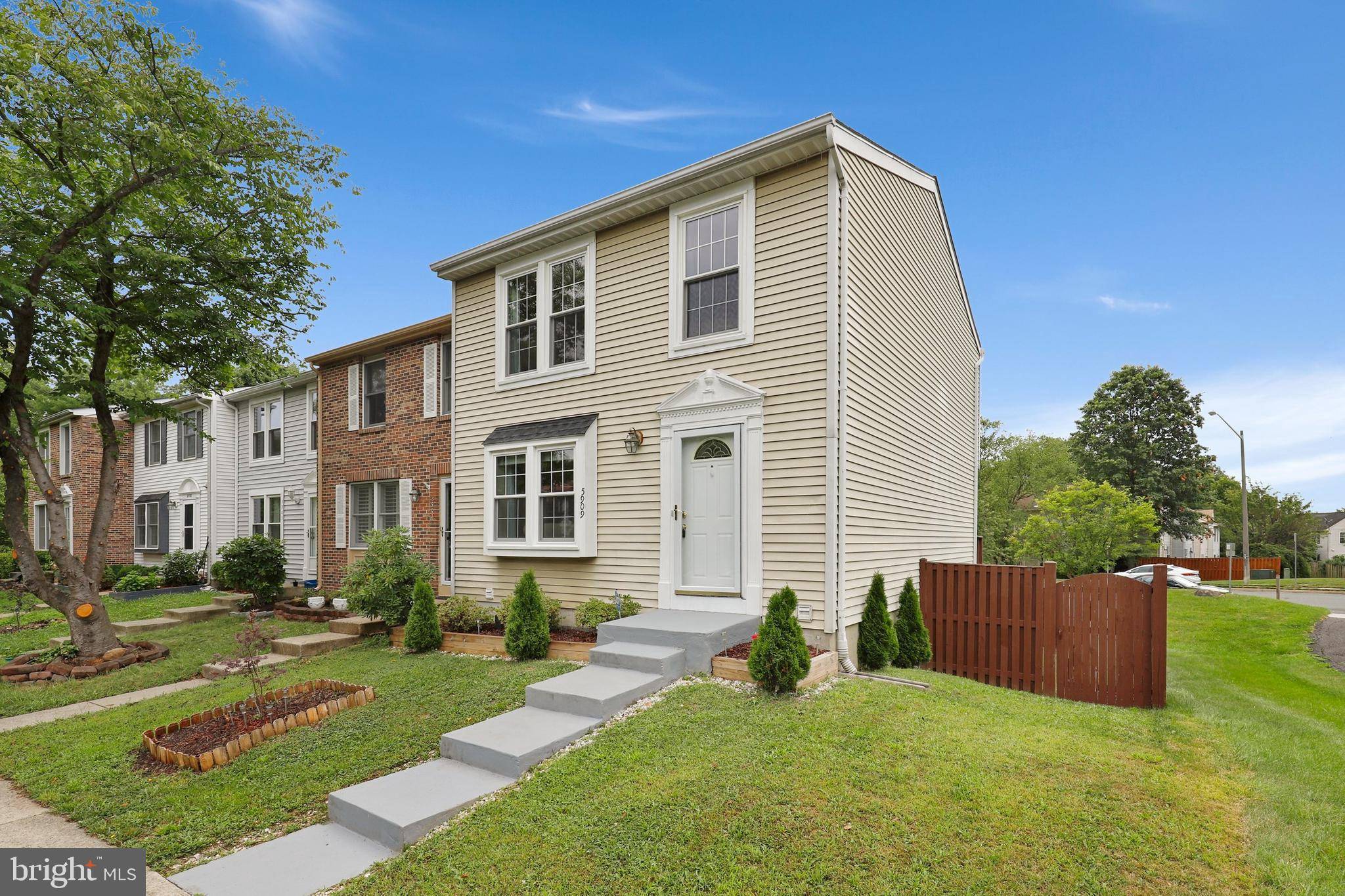 Centreville, VA 20121,5909 SPRUCE RUN CT