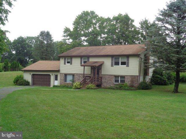 New Bloomfield, PA 17068,24 BARN DR