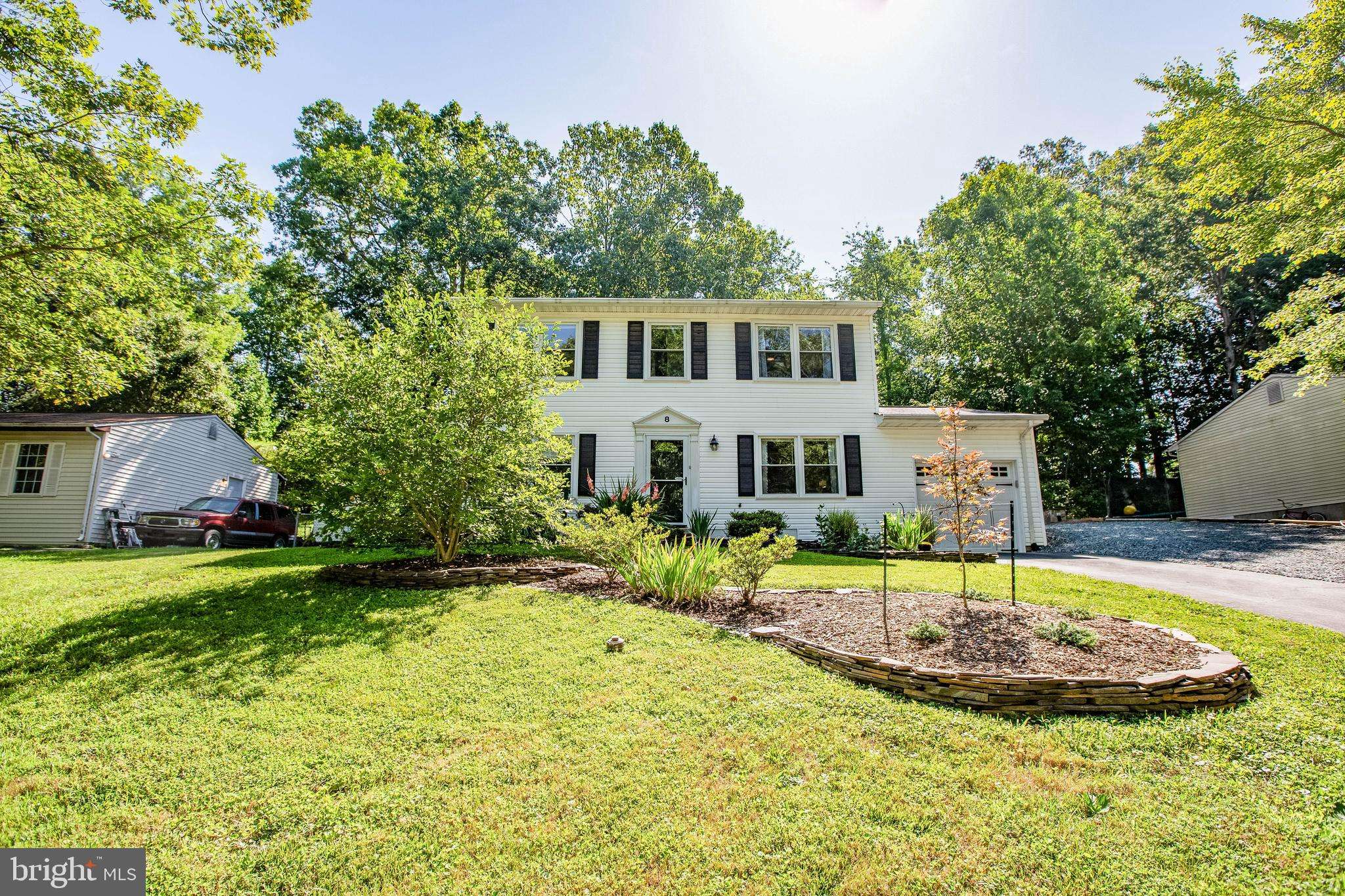 Fredericksburg, VA 22405,8 ROSEWOOD ST