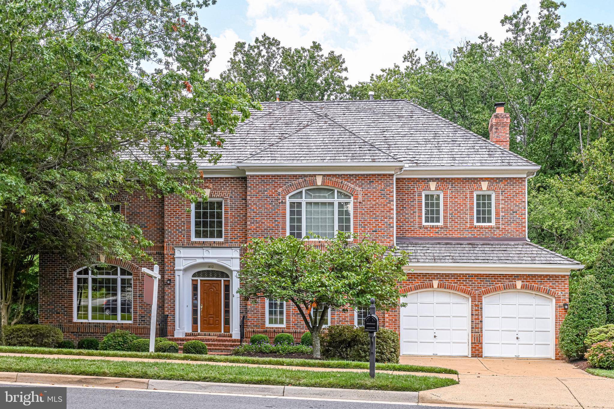 Mclean, VA 22101,1812 SOLITAIRE LN