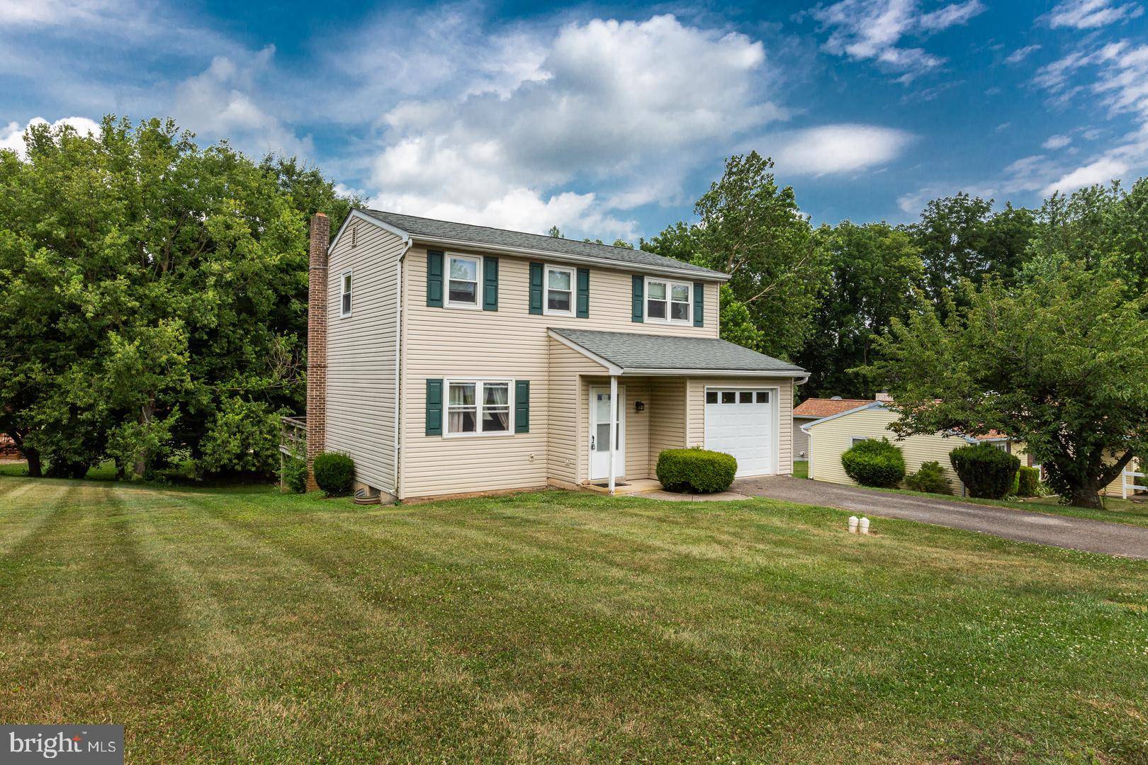 Mount Joy, PA 17552,4097 PARKSIDE CT