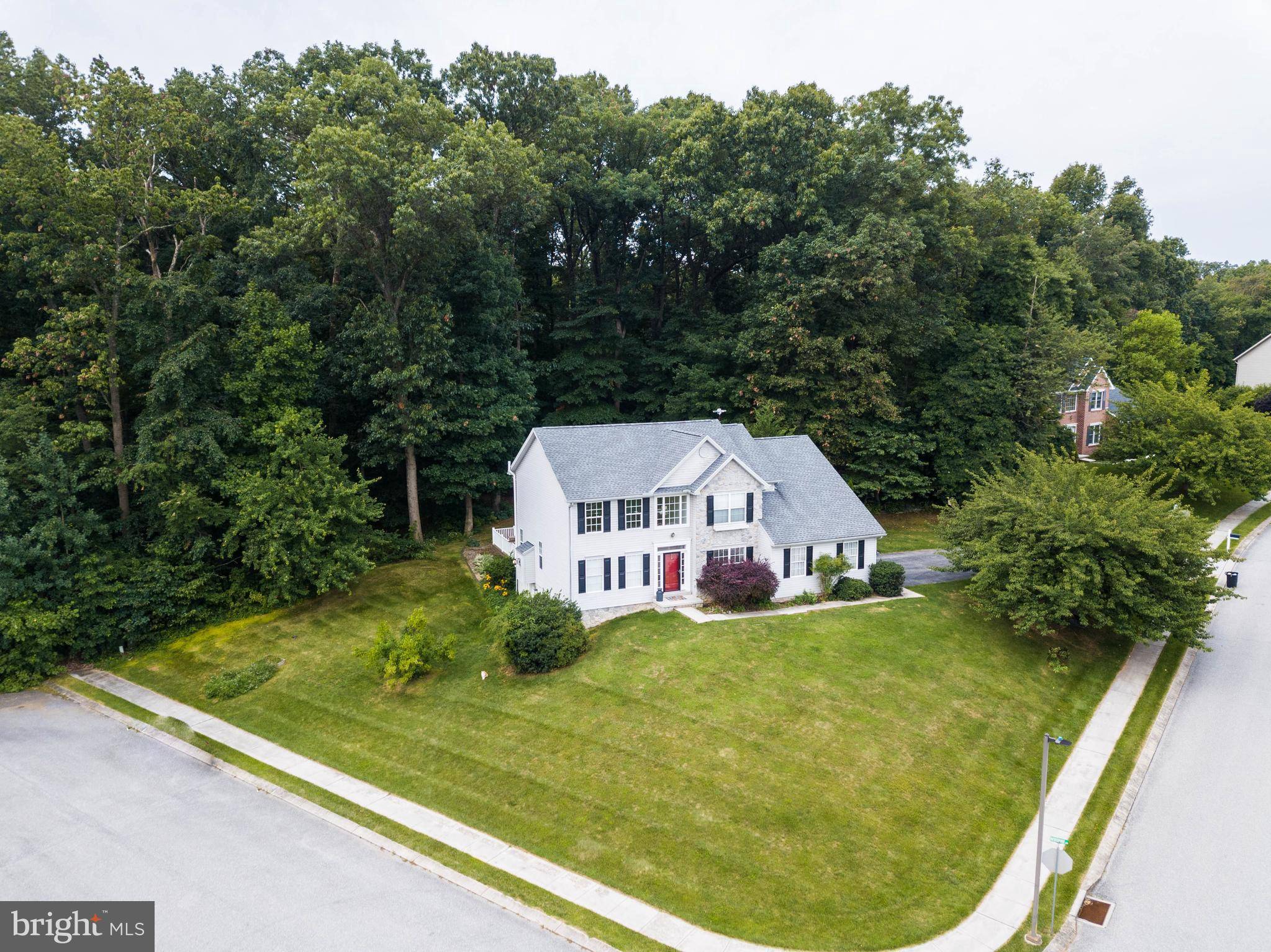 Stewartstown, PA 17363,106 S KENNARD DALE AVE