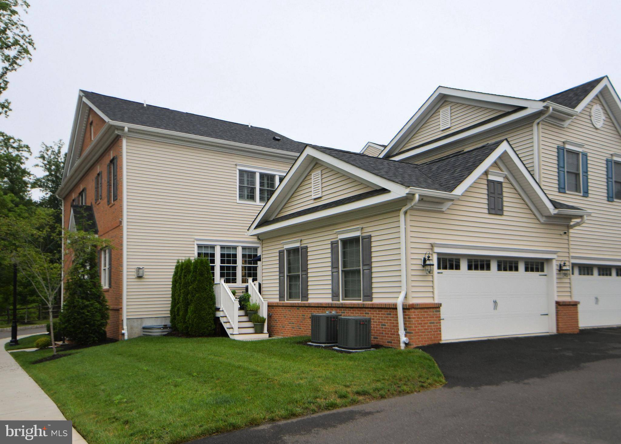 Yardley, PA 19067,50 CREEKVIEW LN