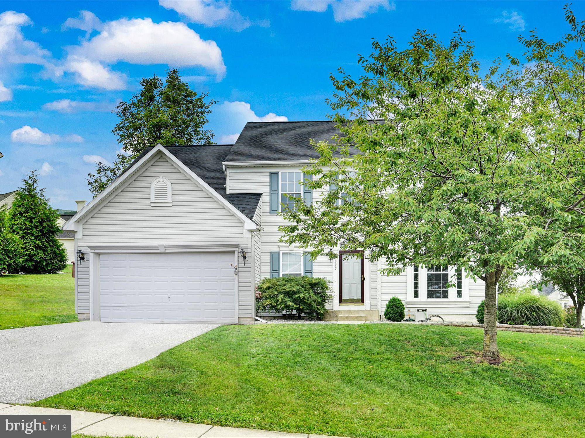 Spring Grove, PA 17362,6387 LAUREN LN