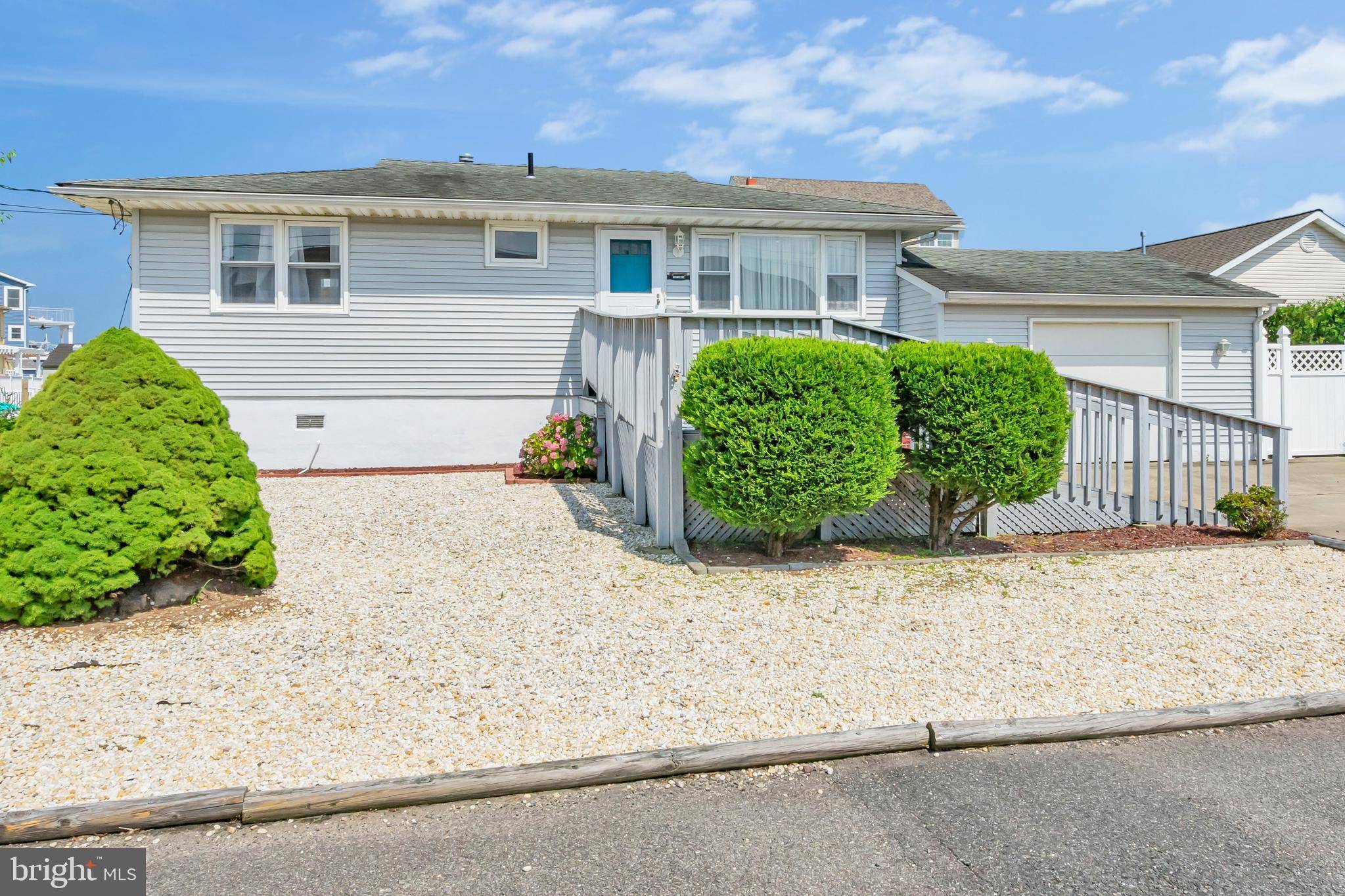 Lanoka Harbor, NJ 08734,936 SEAGULL DR