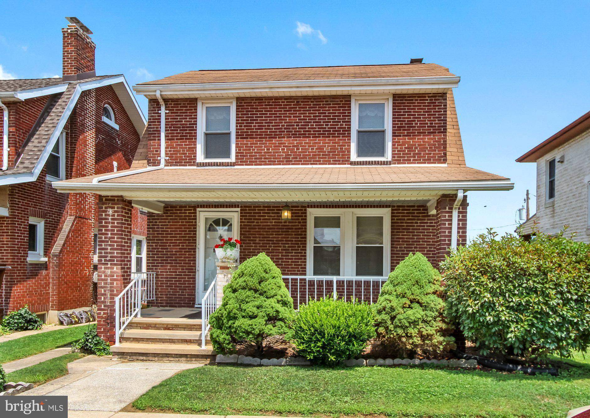 York, PA 17403,1233 E MAPLE ST