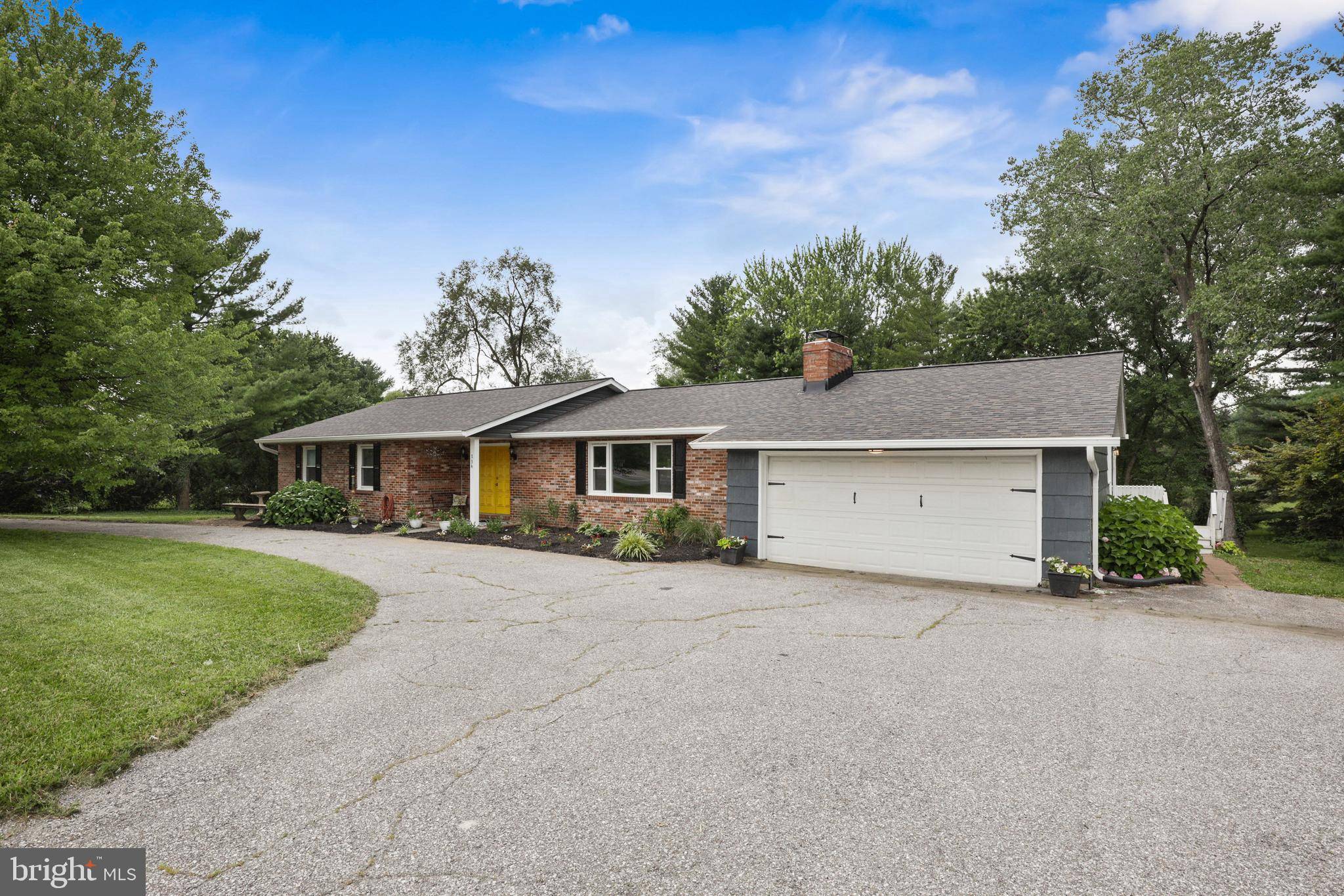 Hampstead, MD 21074,136 HANOVER PIKE