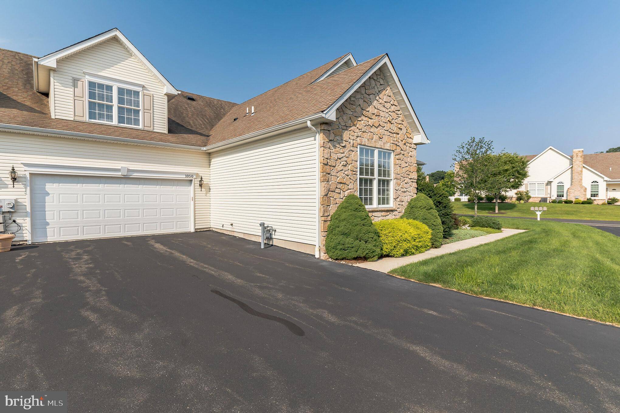 Pennsburg, PA 18073,1050 BORDEAUX LN