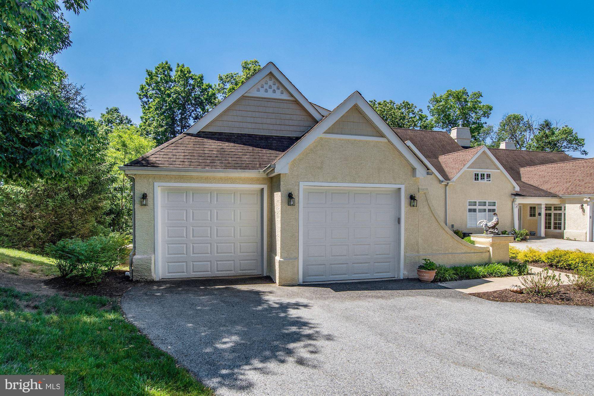 Media, PA 19063,156 LONGVIEW CIR