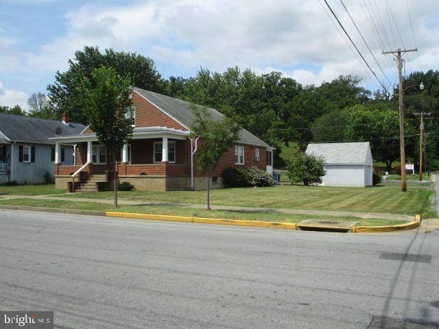 Front Royal, VA 22630,426 VIRGINIA AVE