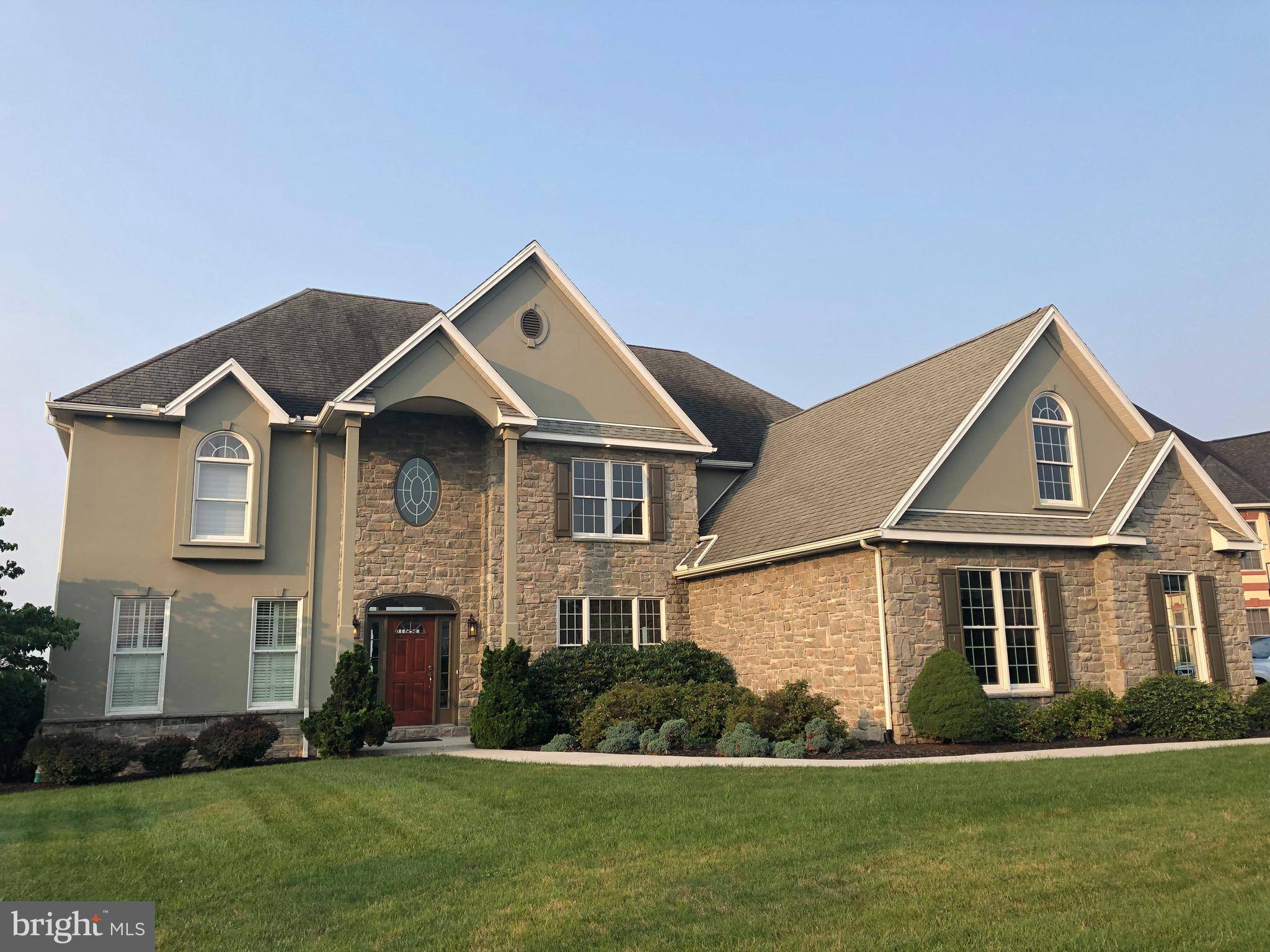 Mechanicsburg, PA 17050,1212 SUMMIT WAY