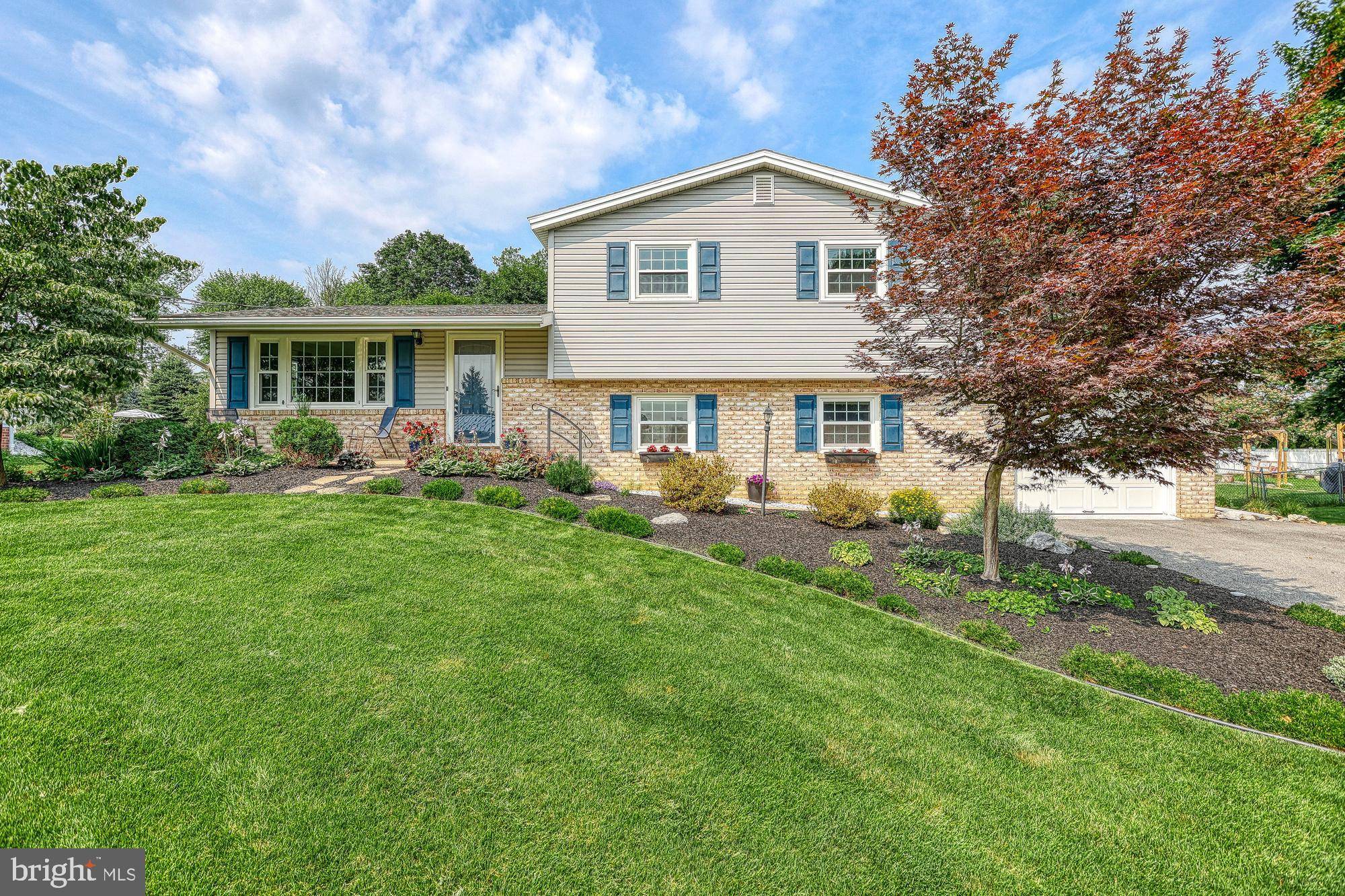 Carlisle, PA 17015,550 BOXWOOD LN