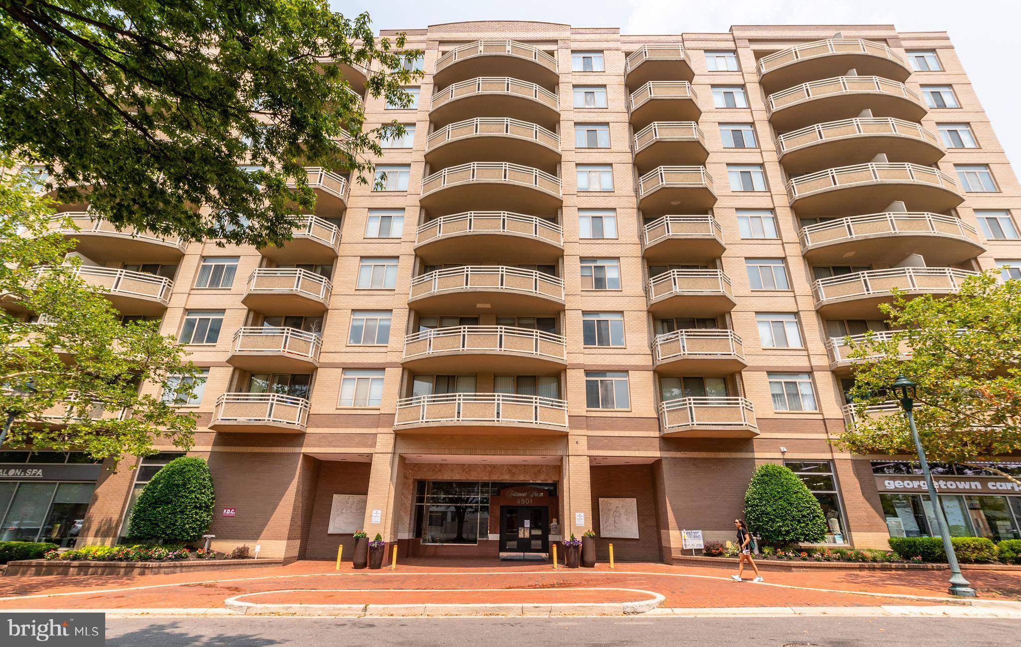 Bethesda, MD 20814,4801 FAIRMONT AVE #211