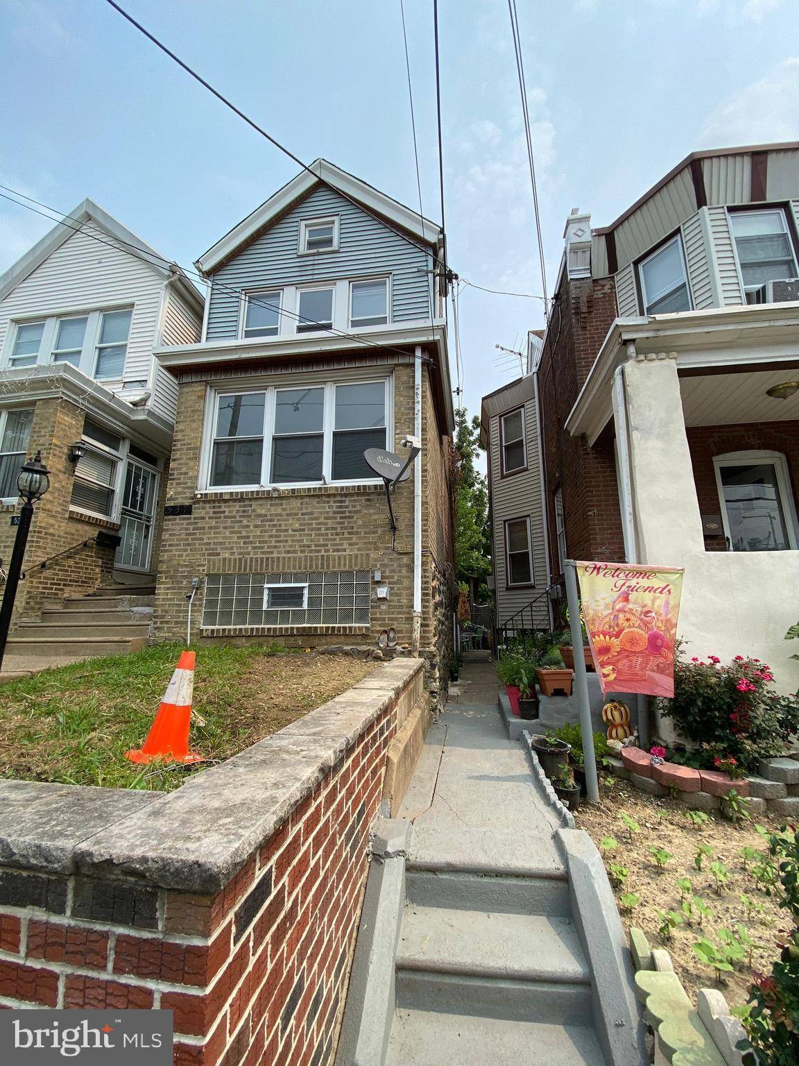 Philadelphia, PA 19111,537 MAGEE AVE