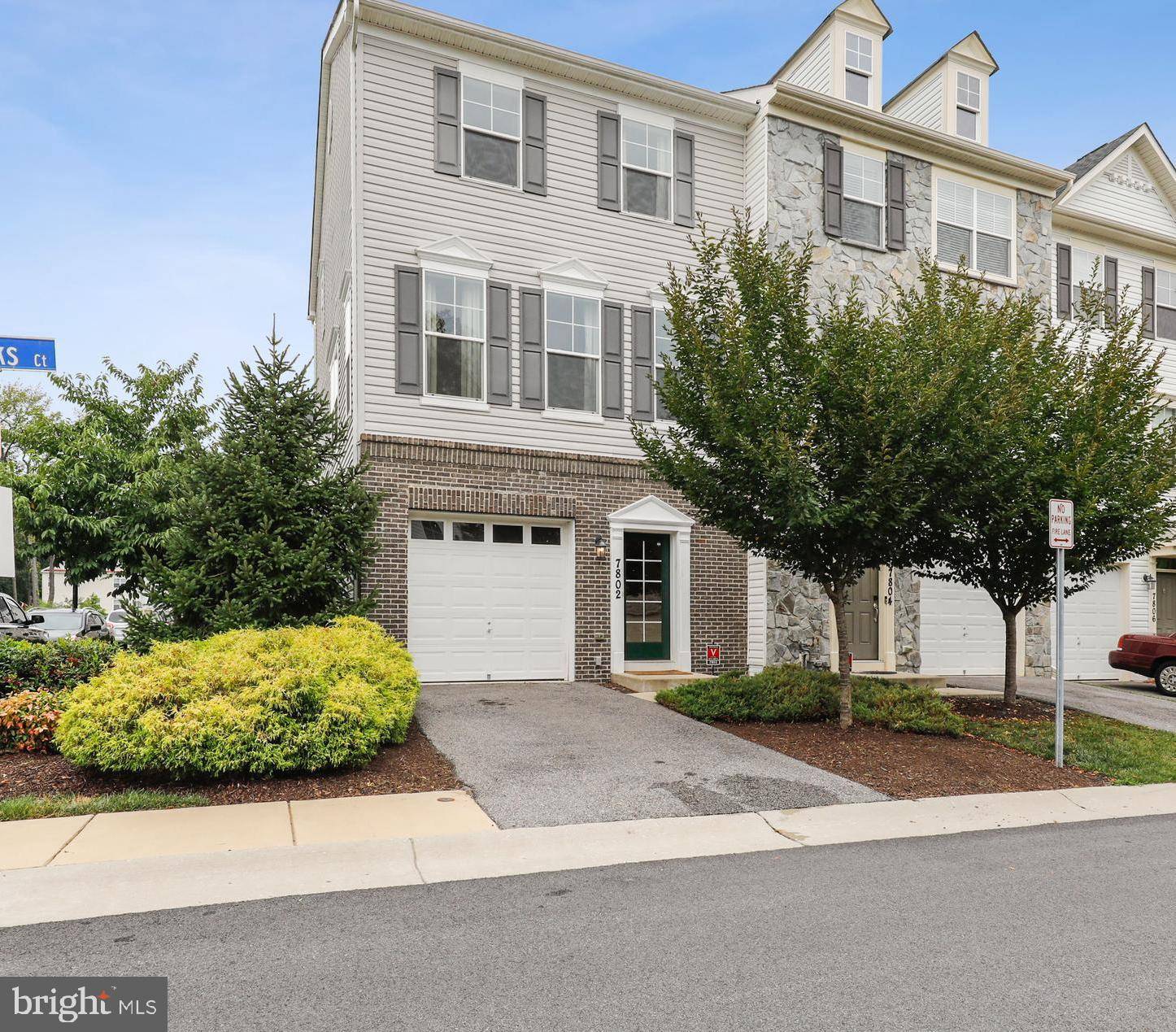 Glen Burnie, MD 21061,7802 FIVE OAKS CT