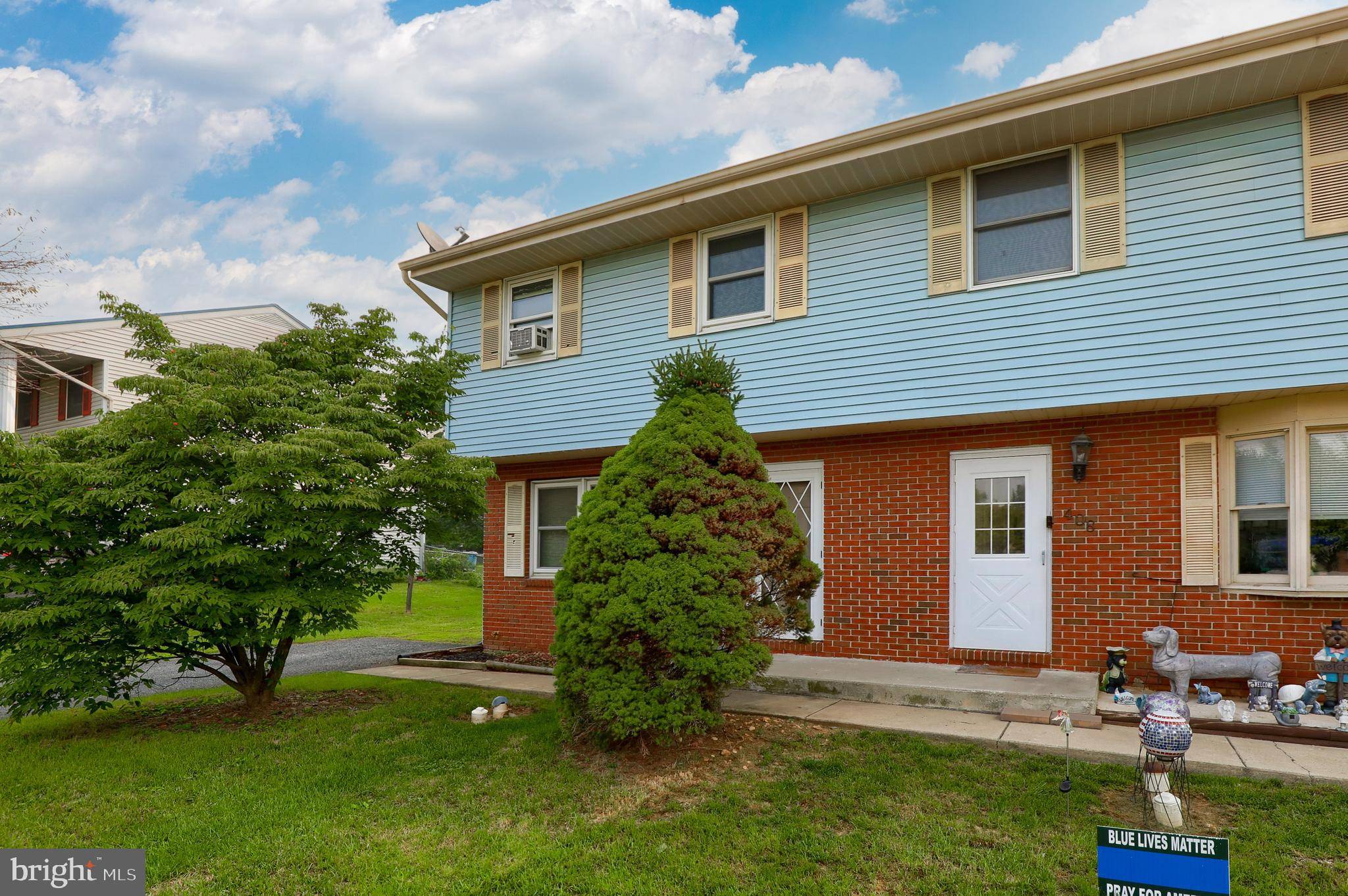 Mount Joy, PA 17552,406 S PLUM ST