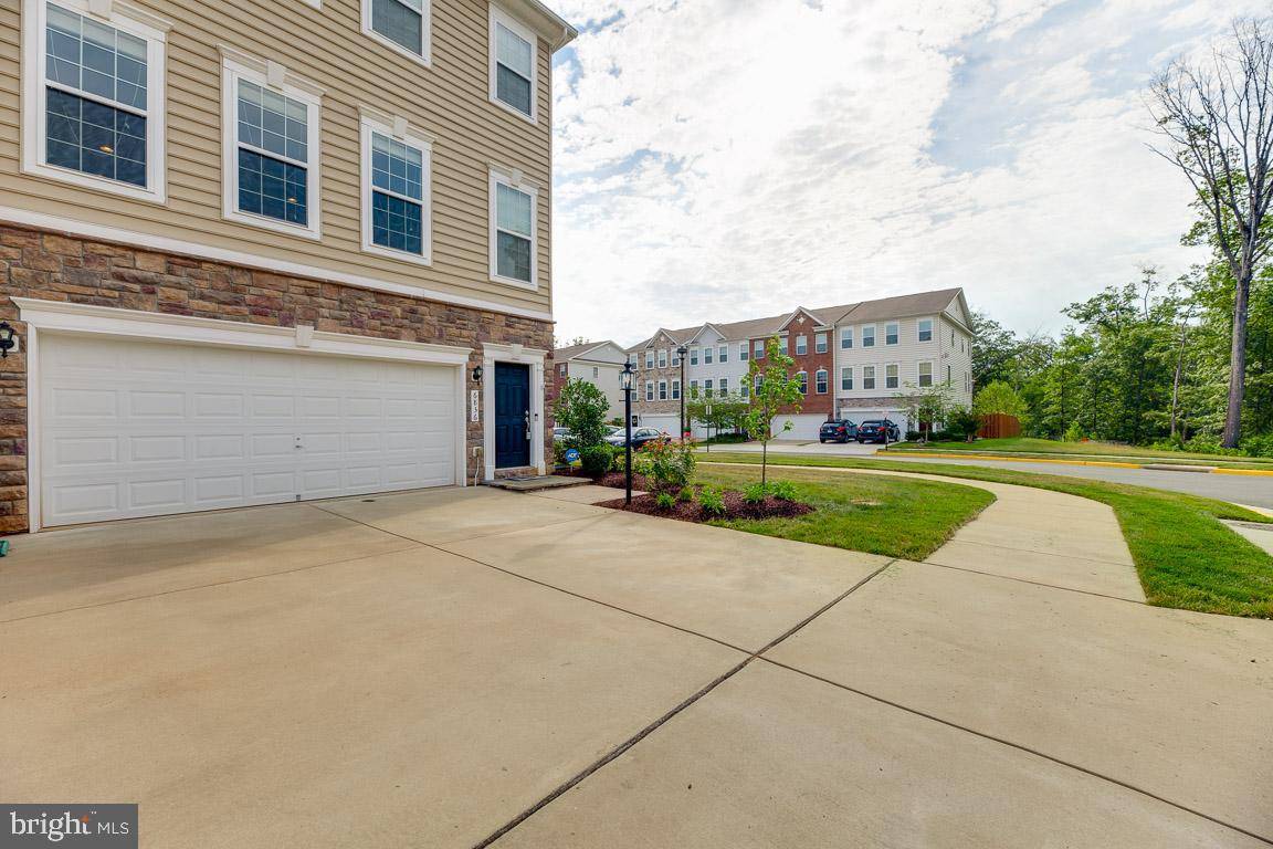 Haymarket, VA 20169,6836 BRYSON CIR