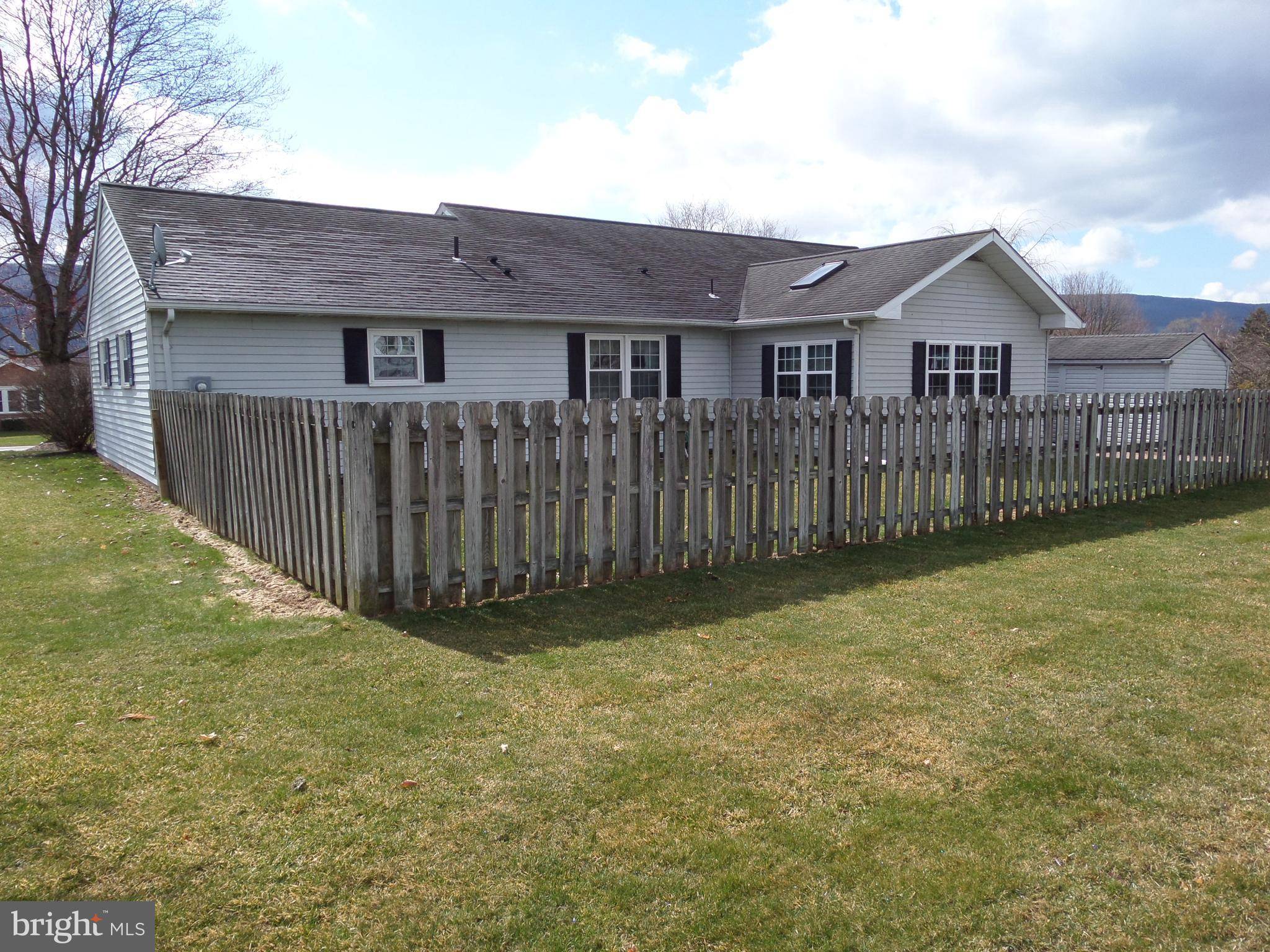 Reedsville, PA 17084,319 CHURCH LN