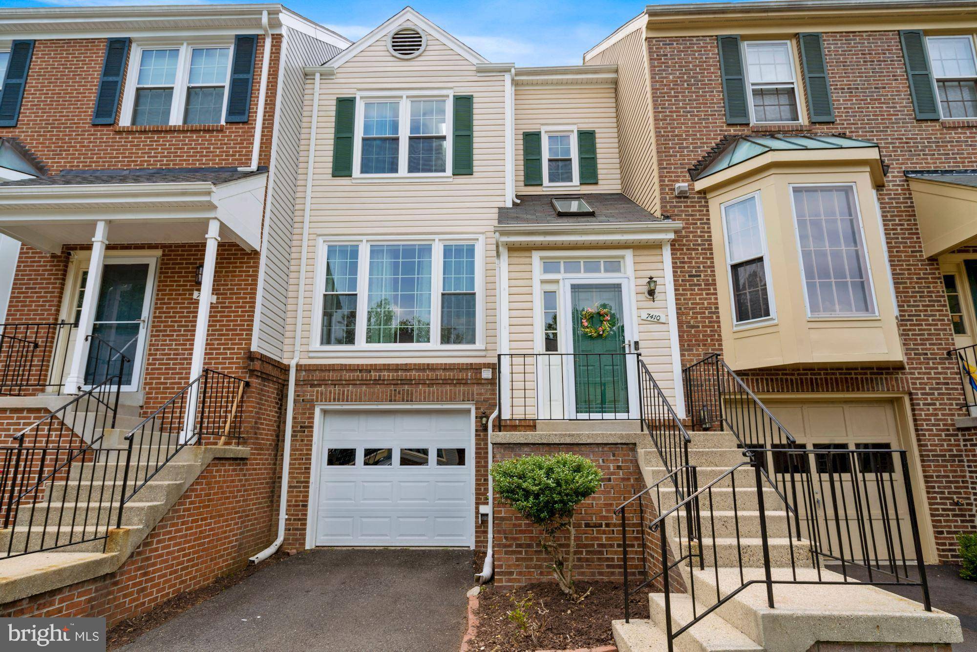 Springfield, VA 22153,7410 RIDGE OAK CT