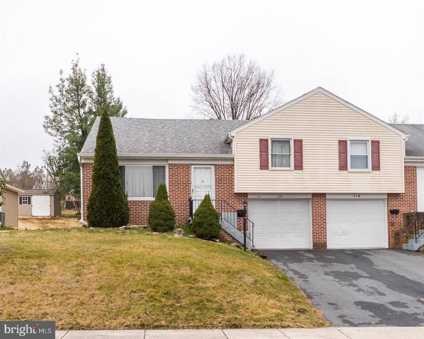 Ephrata, PA 17522,121 IRENE AVE