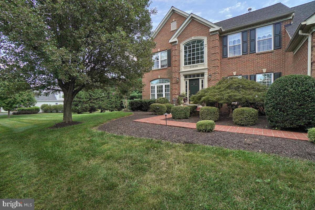 Gaithersburg, MD 20882,23609 WHITE PEACH CT