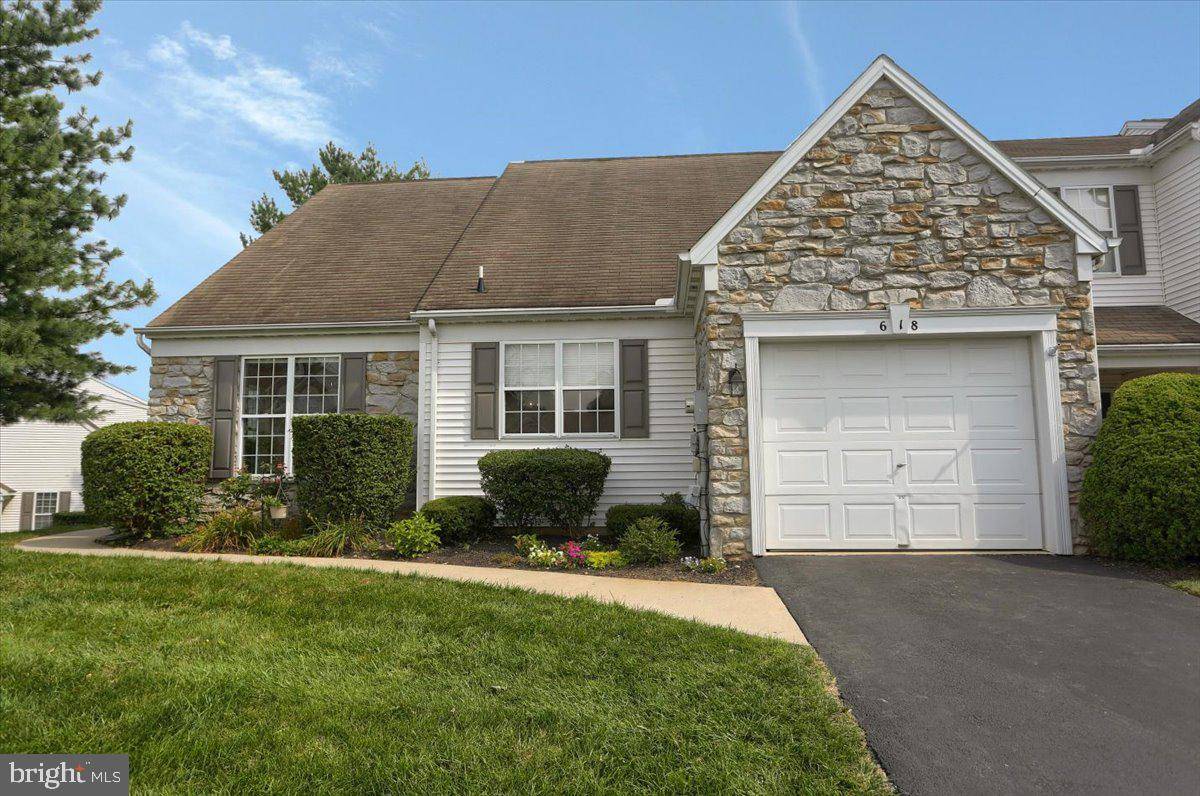 Hummelstown, PA 17036,618 SPRINGHOUSE LN