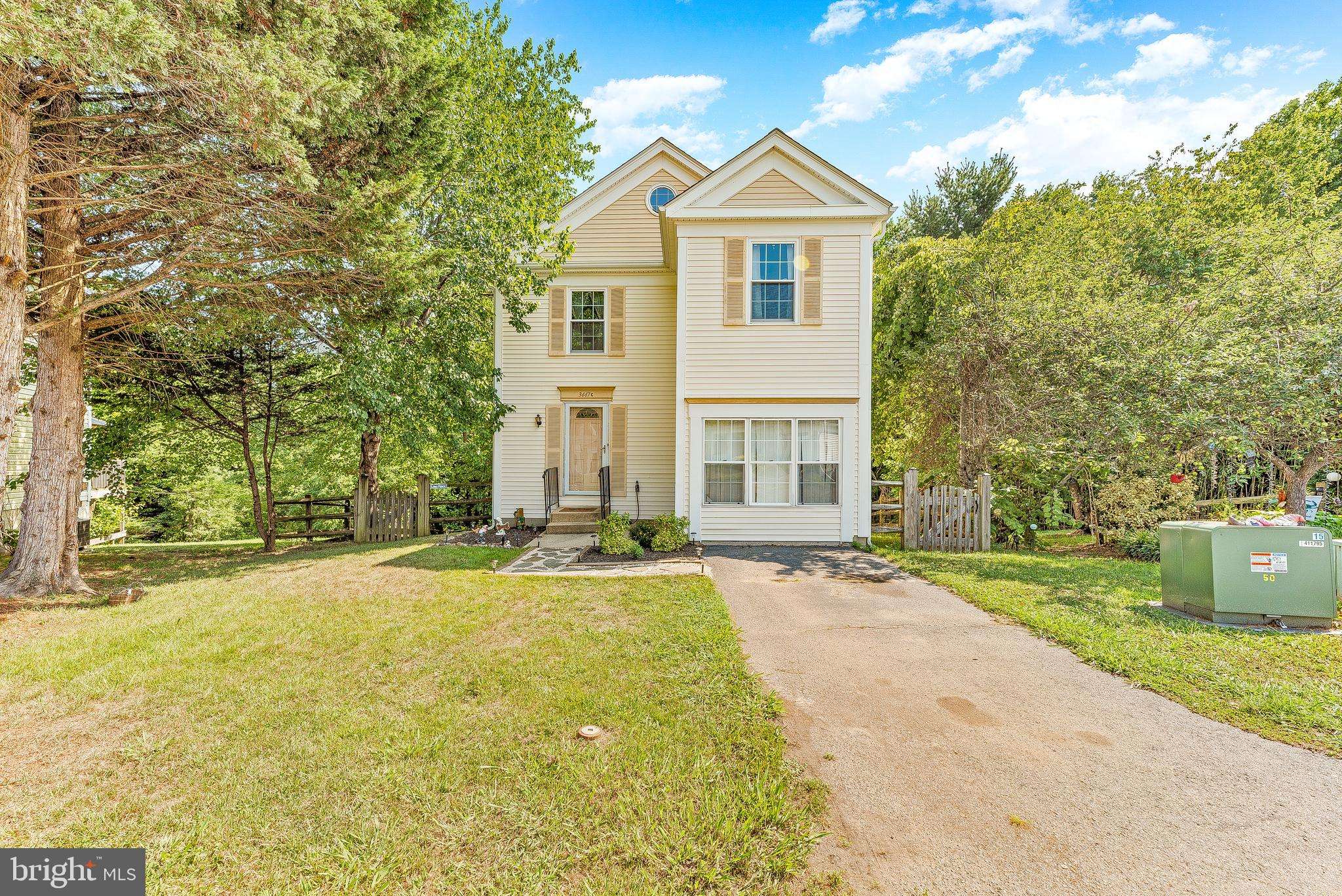 Waldorf, MD 20602,3447-C IRIS PL