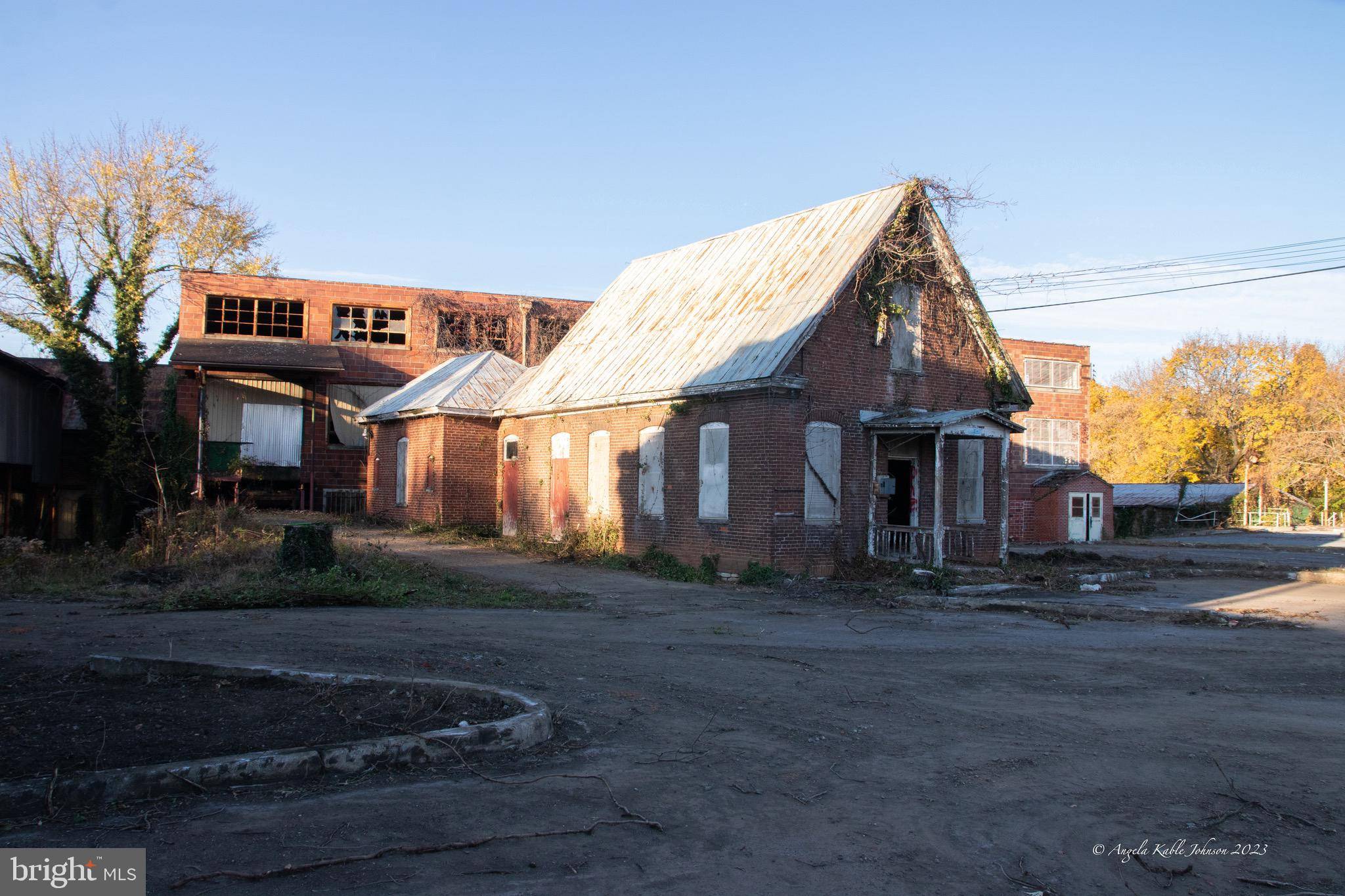 Martinsburg, WV 25401,600 QUEEN STREET