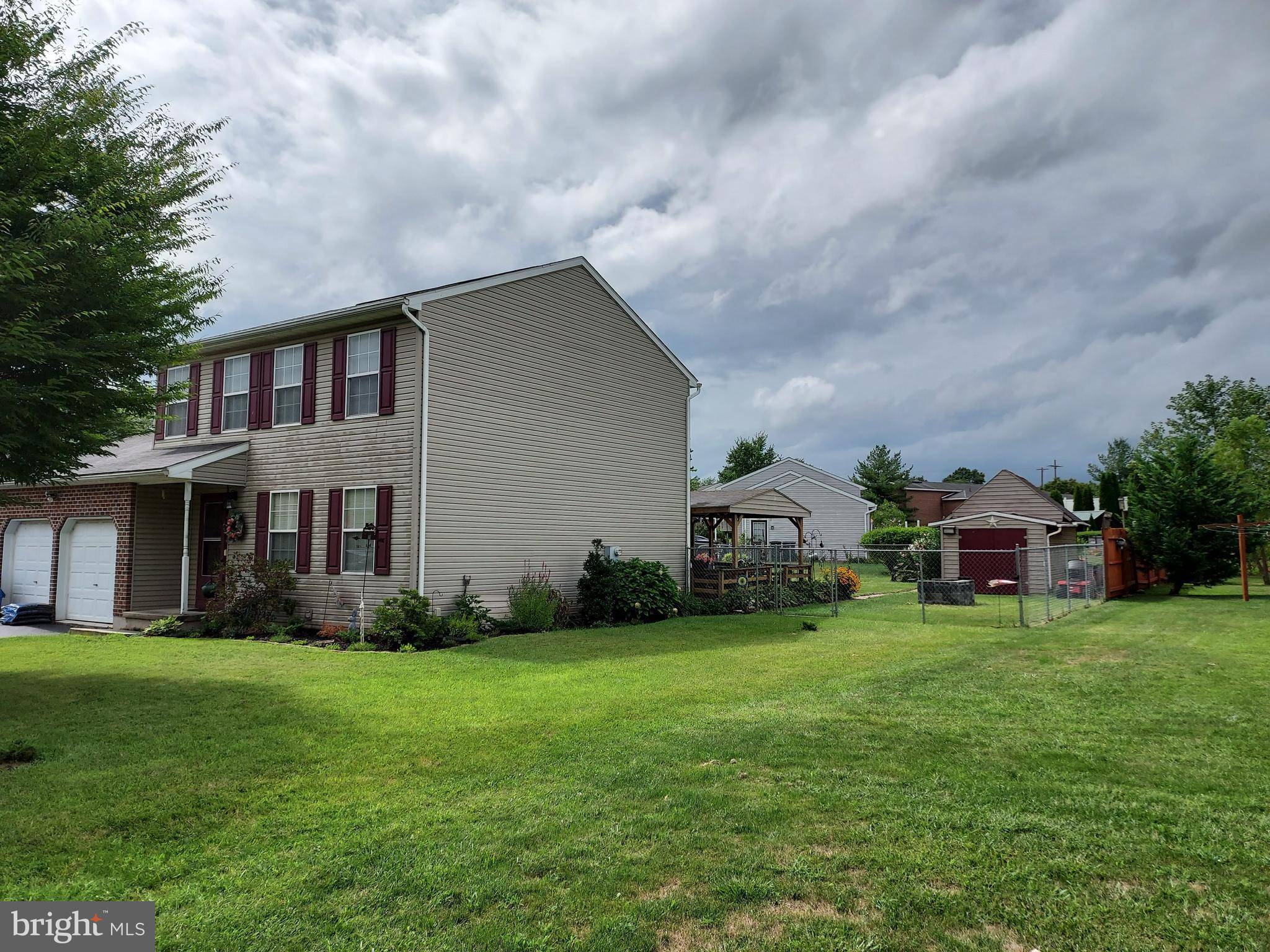 Abbottstown, PA 17301,6 ABBOTTS CT