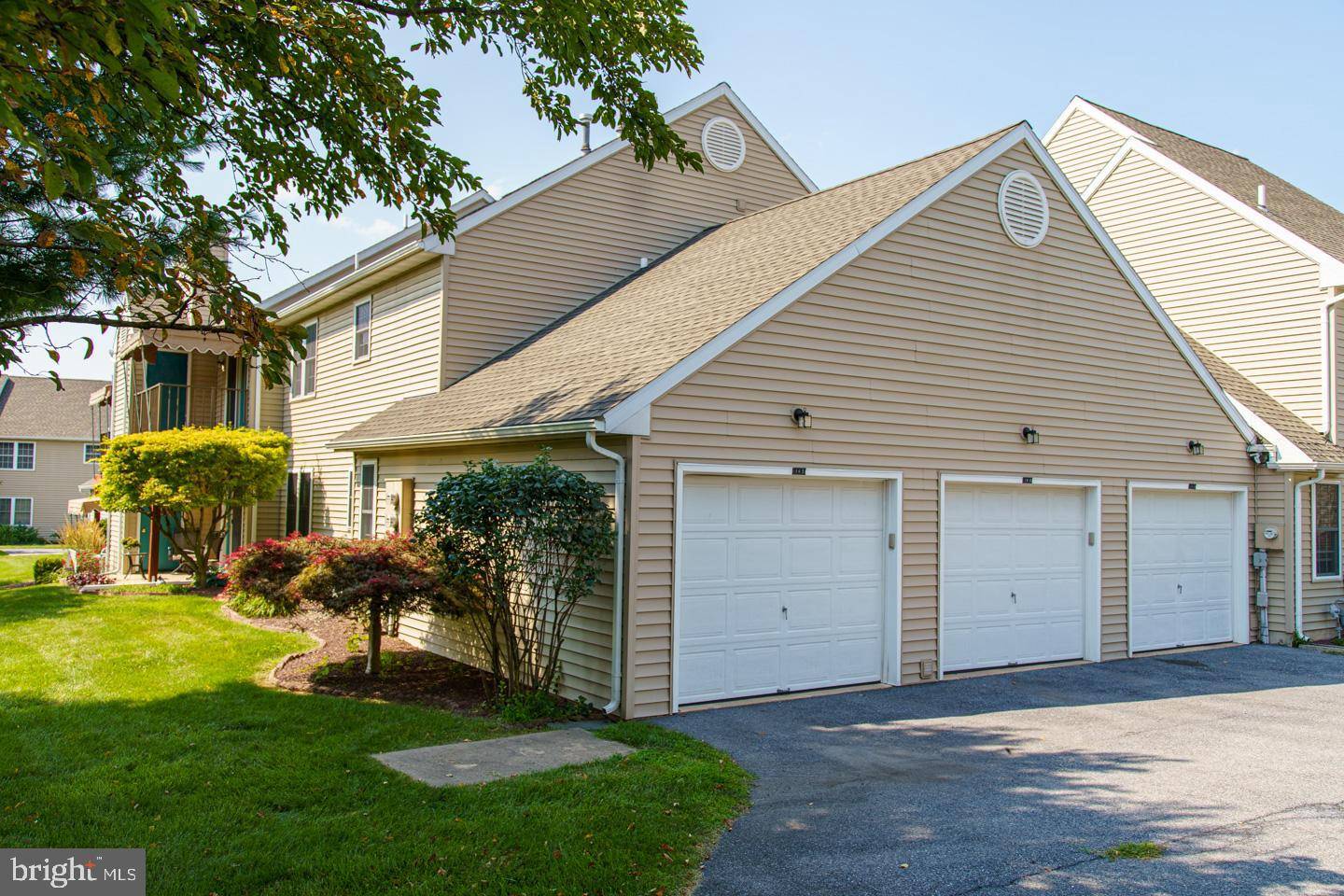 Wyomissing, PA 19610,145 PRIMROSE LN