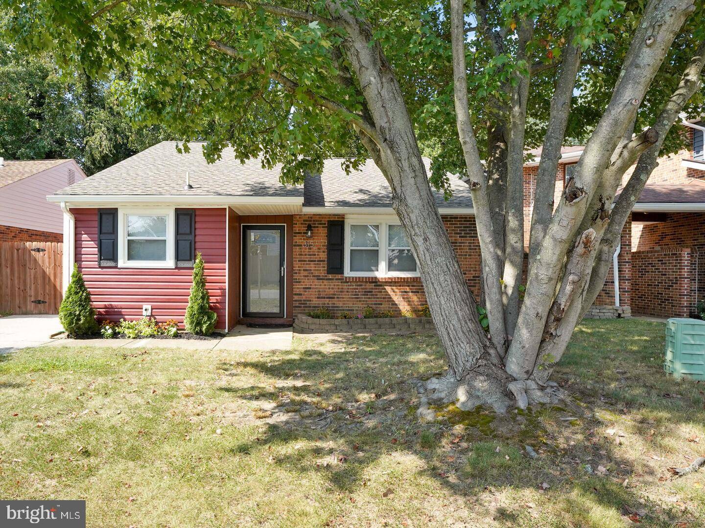 Bear, DE 19701,315 POND VIEW LN