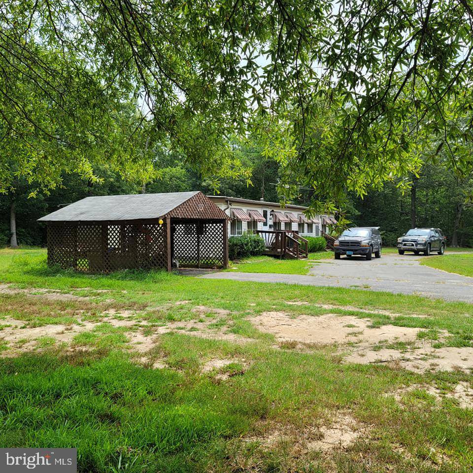 Colonial Beach, VA 22443,398 FERRY LNDG