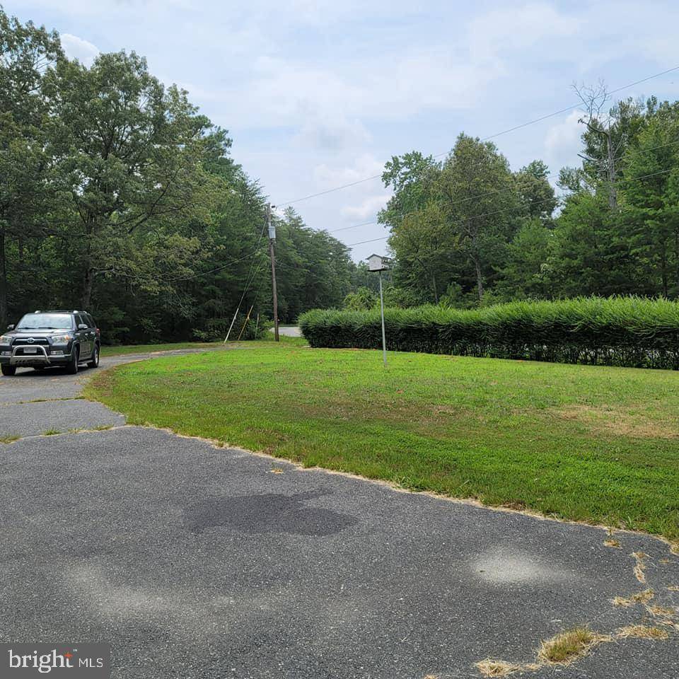 Colonial Beach, VA 22443,398 FERRY LNDG