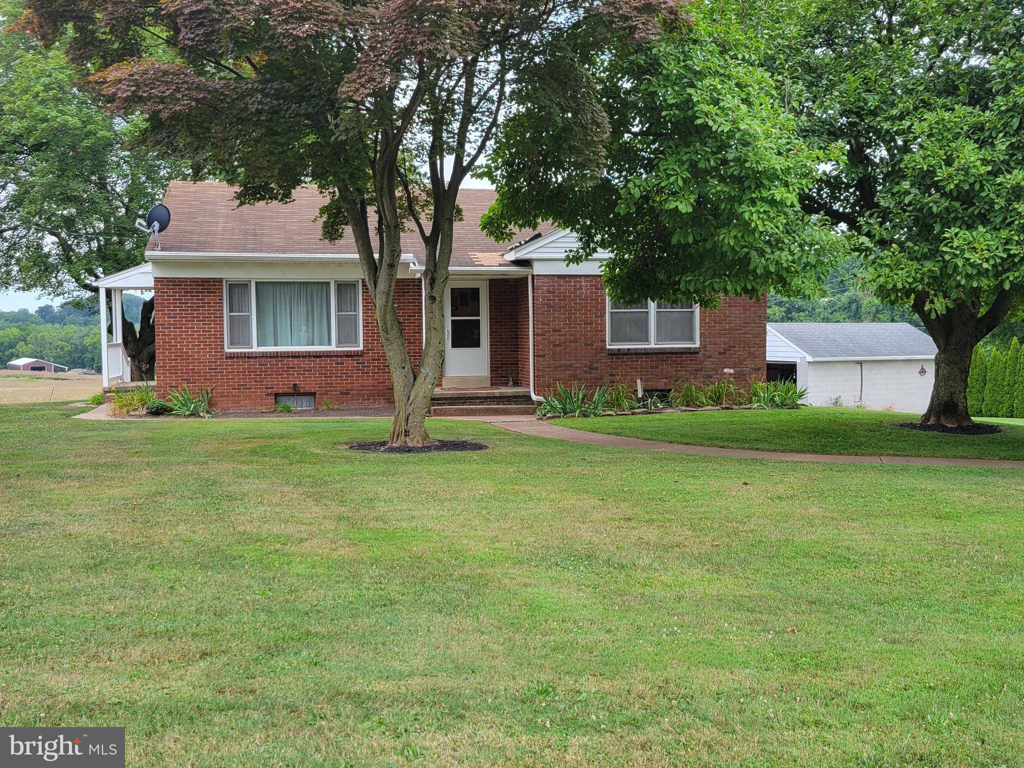 Thomasville, PA 17364,333 N BIESECKER RD