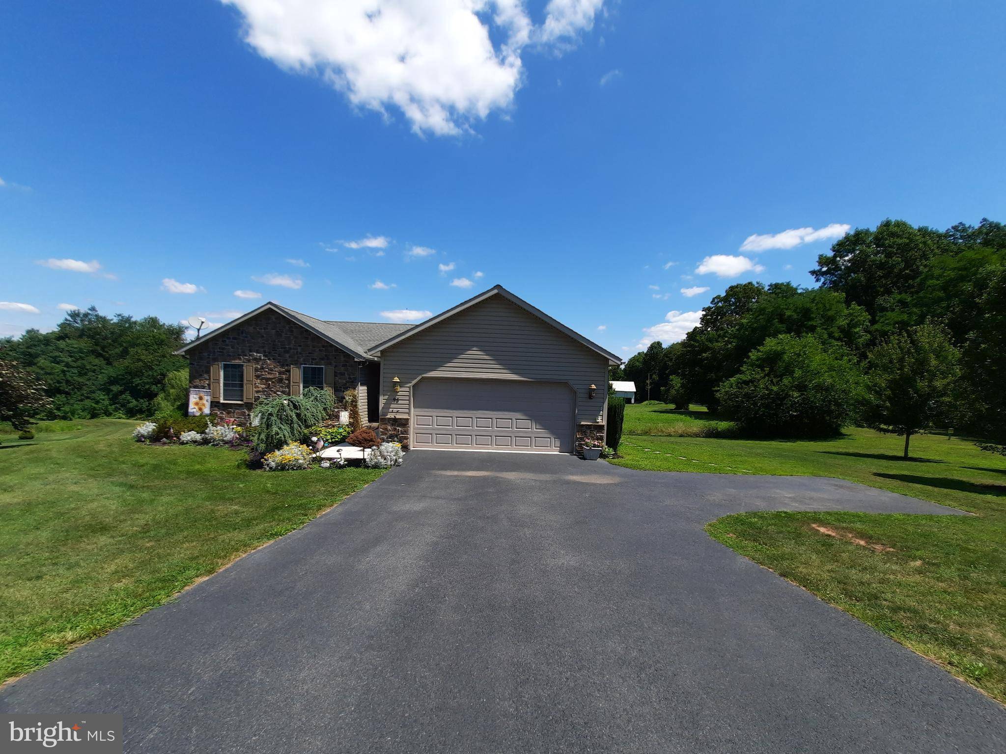 Abbottstown, PA 17301,95 CARDINAL CT