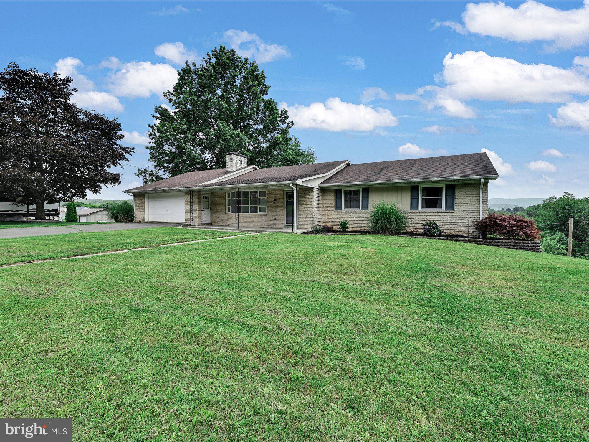 Pine Grove, PA 17963,500 PINE HILL DR