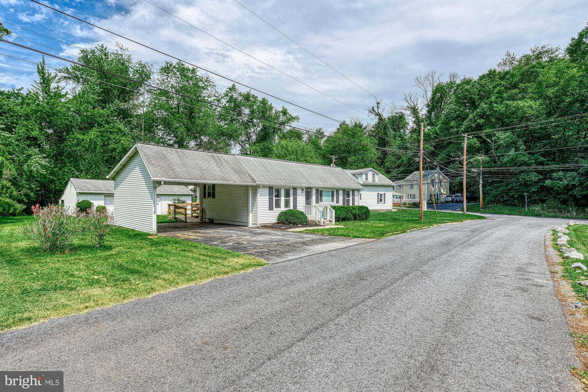 Highspire, PA 17034,314 POPLAR ST