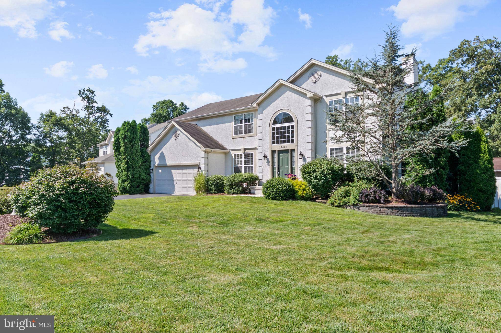 Williamstown, NJ 08094,1061 BONNIE BLUE CIR