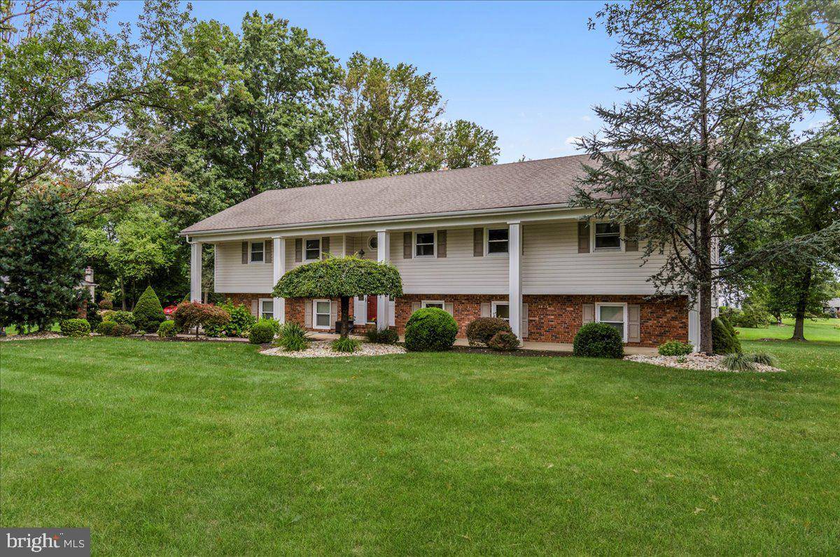 Robbinsville, NJ 08691,23 CHRISTINA LN