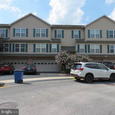 Mechanicsburg, PA 17055,532 MEADOWCROFT CIR