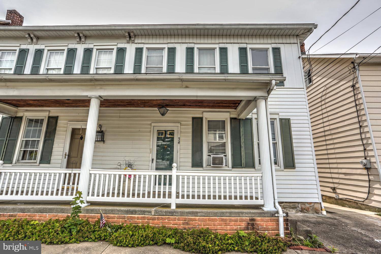 Wrightsville, PA 17368,34 W MAPLE ST